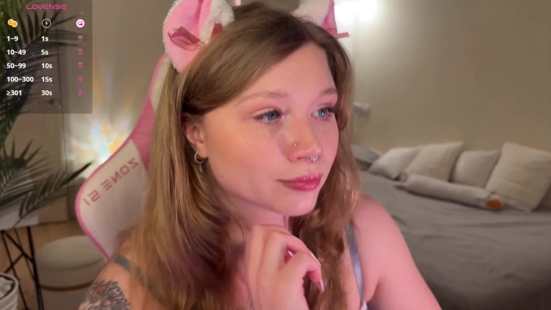 Gallery image thumbnail from euphoriadance's myfreecams stream on, 11/30/2025, 03:41 image 6 of 20