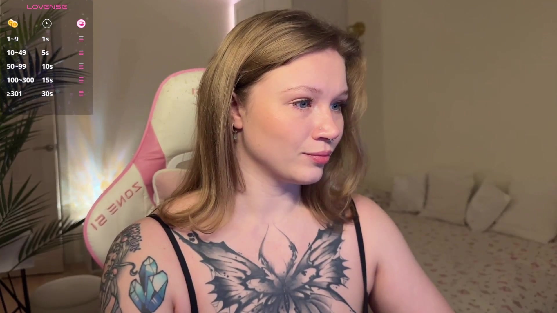 Gallery image thumbnail from euphoriadance's myfreecams stream on, 12/01/2025, 07:33 image 10 of 20