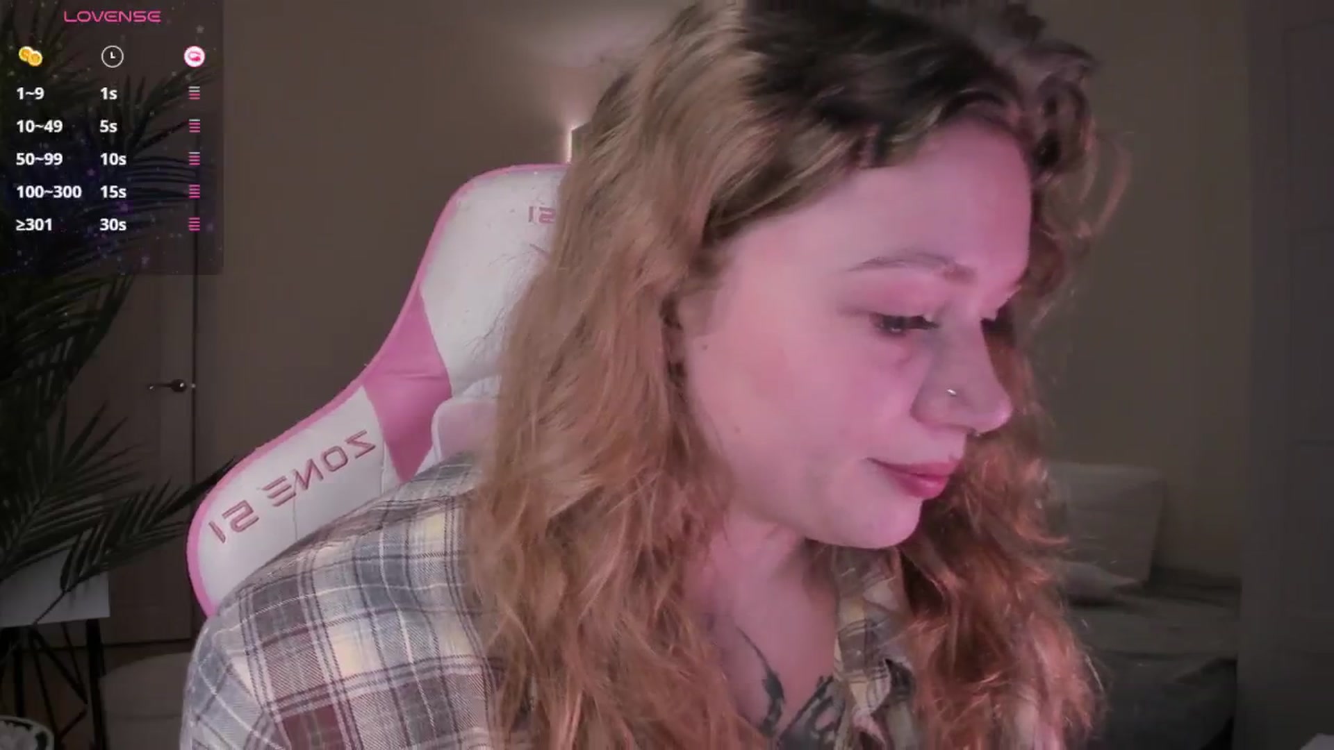 Gallery image thumbnail from euphoriadance's myfreecams stream on, 12/10/2025, 07:39 image 2 of 20