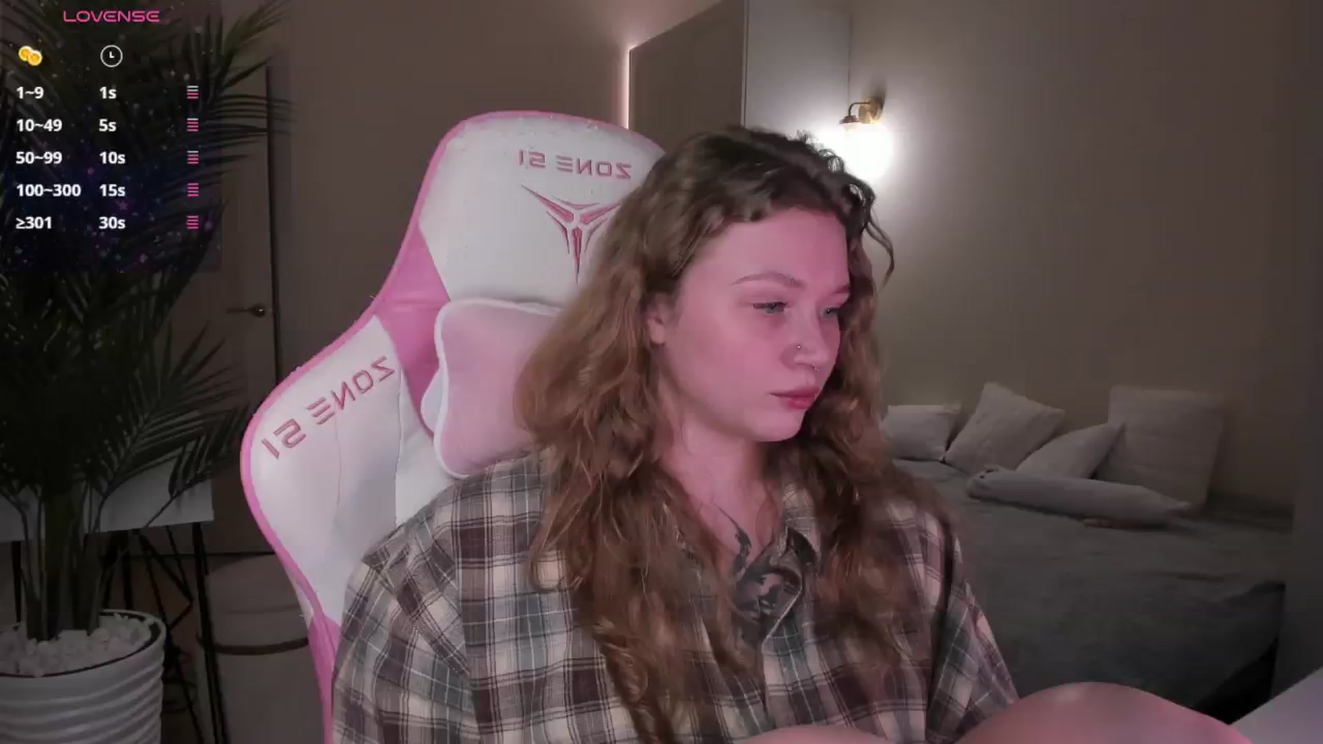 Gallery image thumbnail from euphoriadance's myfreecams stream on, 12/10/2025, 07:39 image 19 of 20