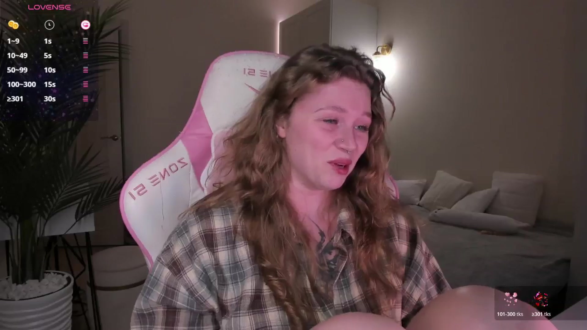 Gallery image thumbnail from euphoriadance's myfreecams stream on, 12/10/2025, 07:39 image 11 of 20