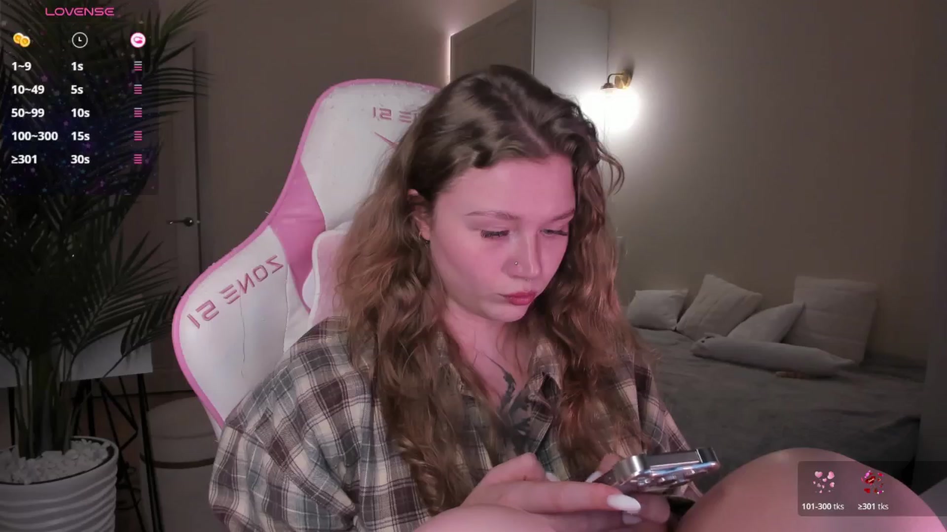Gallery image thumbnail from euphoriadance's myfreecams stream on, 12/10/2025, 07:39 image 8 of 20