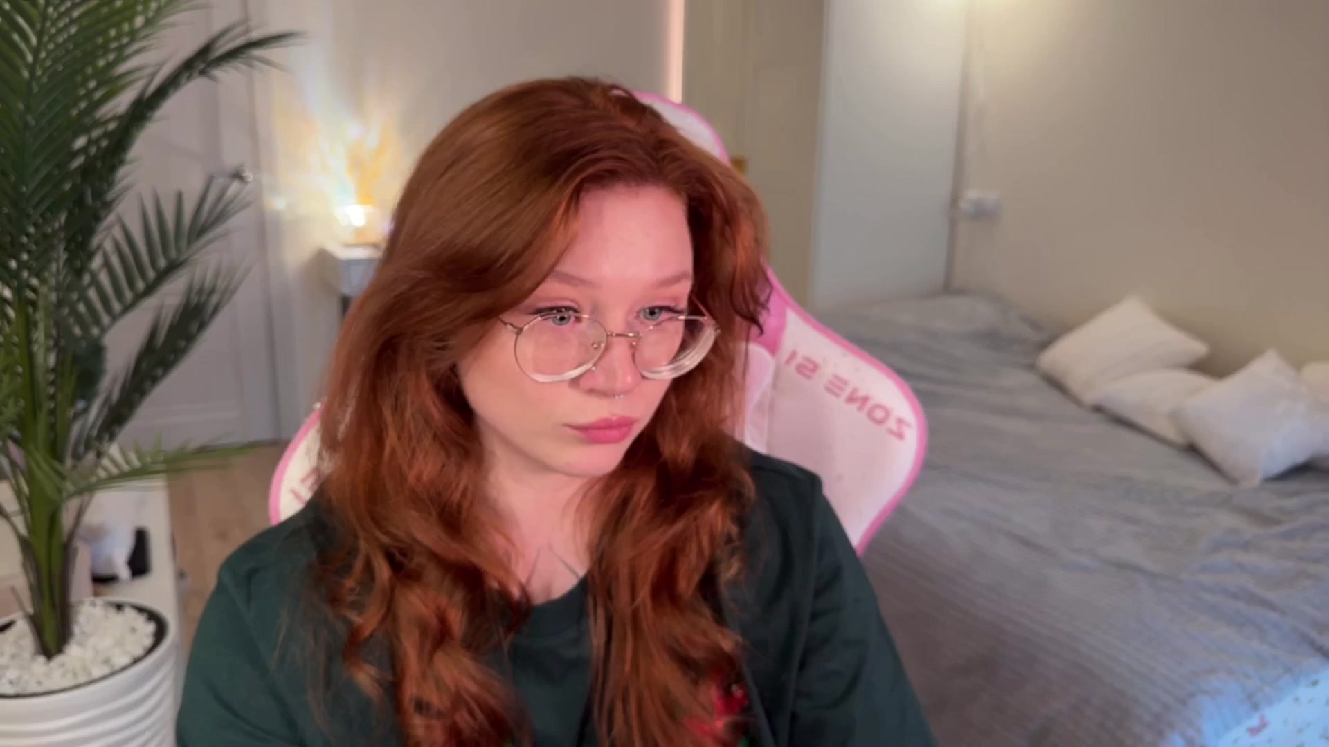 Gallery image thumbnail from euphoriadance's myfreecams stream on, 12/26/2025, 09:20 image 17 of 20