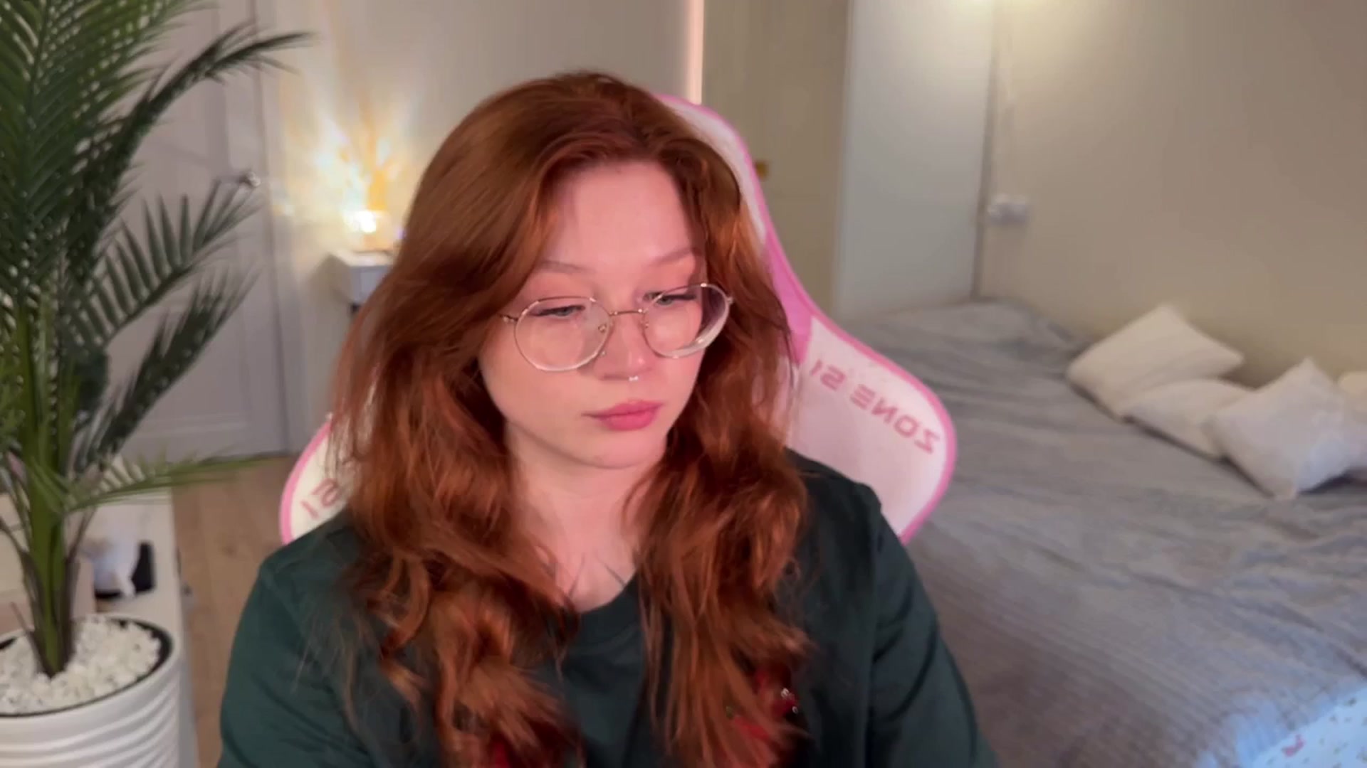 Gallery image thumbnail from euphoriadance's myfreecams stream on, 12/26/2025, 09:20 image 13 of 20