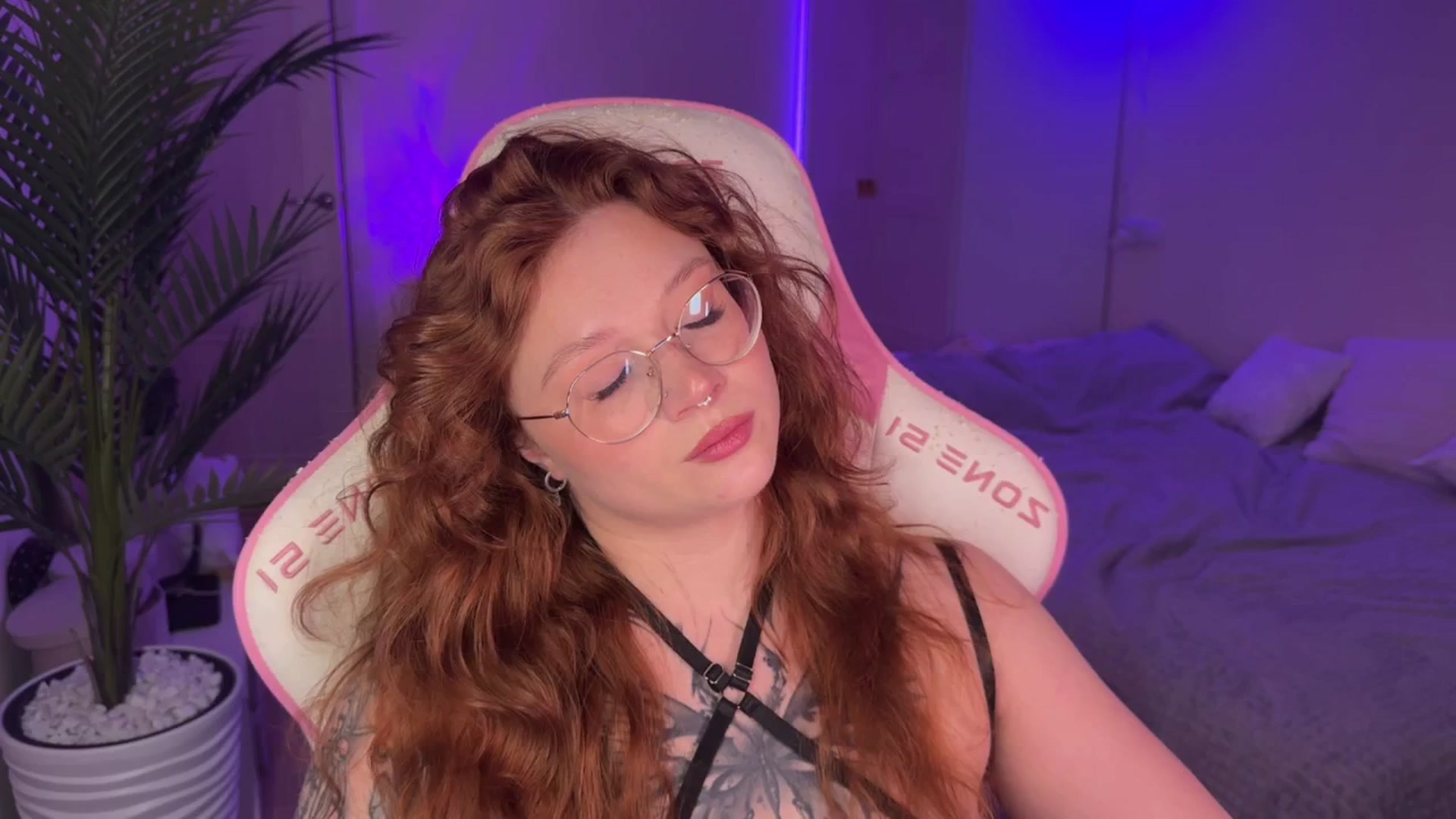 Gallery image thumbnail from euphoriadance's myfreecams stream on, 12/27/2025, 07:28 image 20 of 20