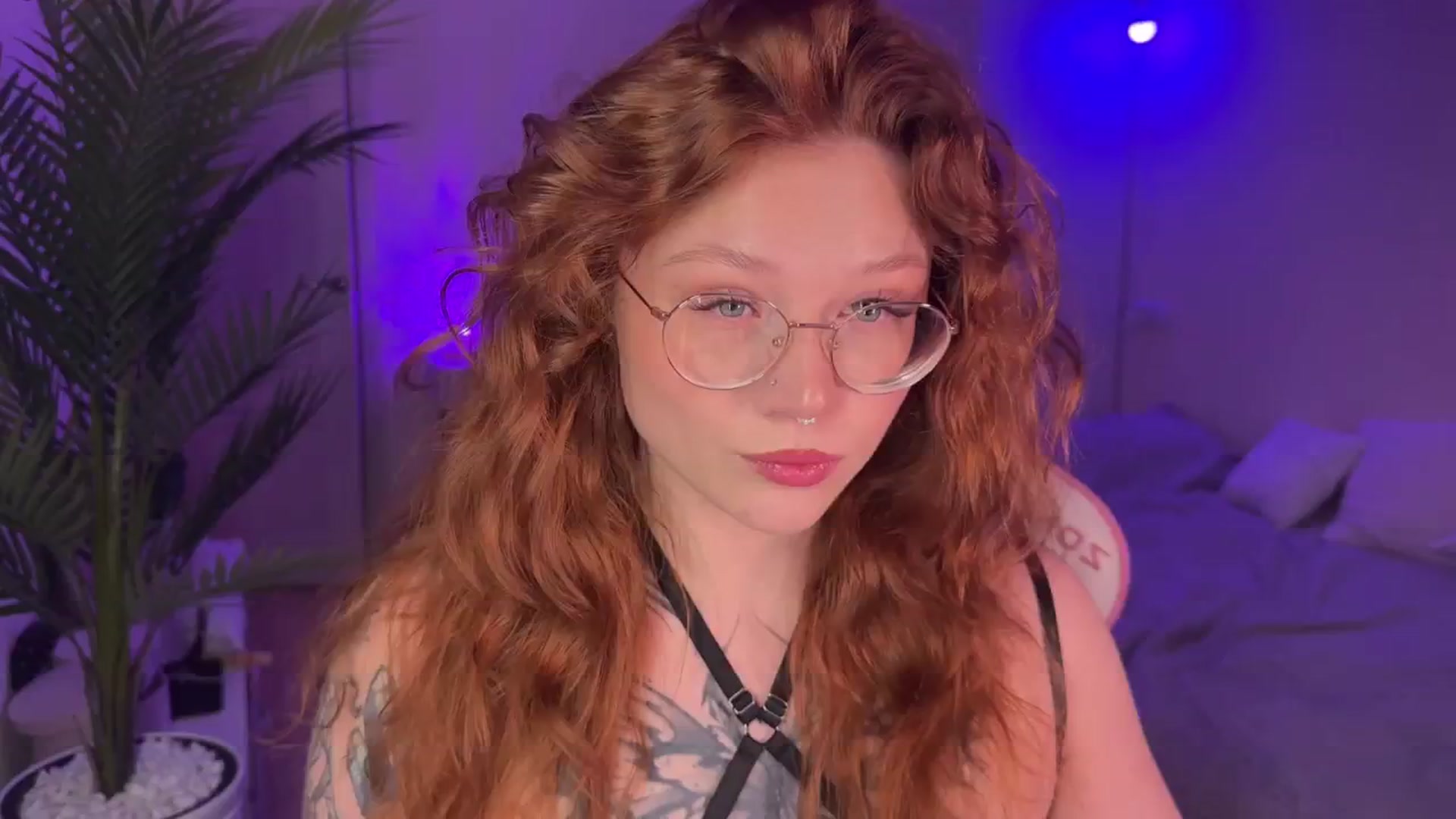Gallery image thumbnail from euphoriadance's myfreecams stream on, 12/27/2025, 07:28 image 16 of 20
