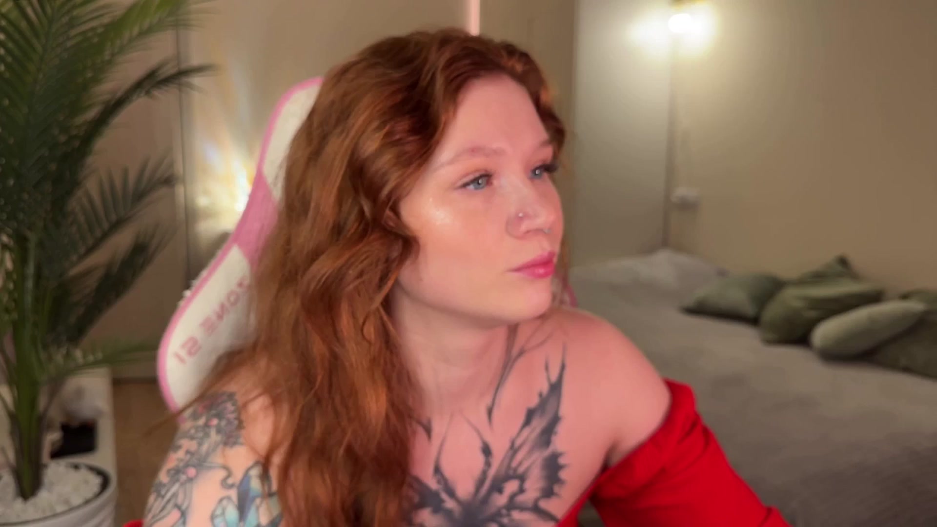Gallery image thumbnail from euphoriadance's myfreecams stream on, 12/28/2025, 07:09 image 11 of 20