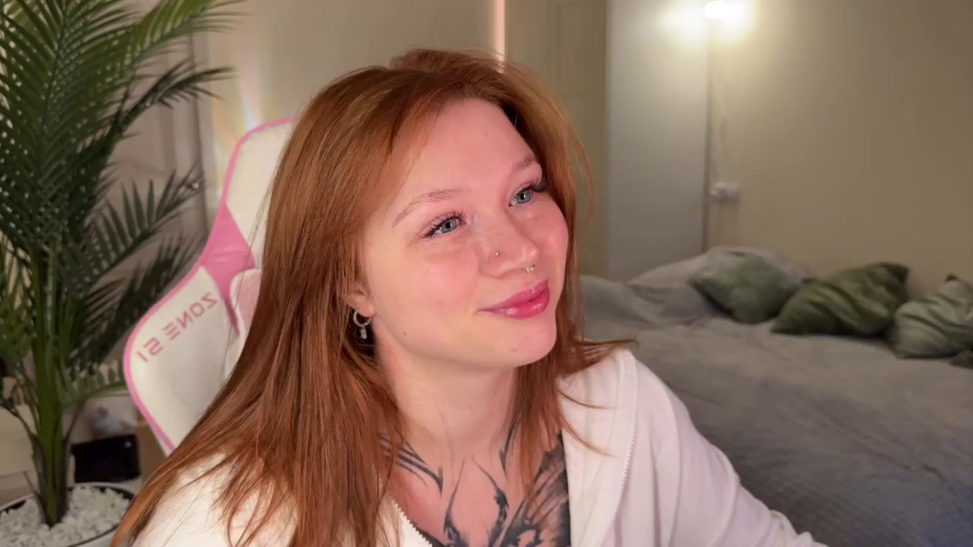 Gallery image thumbnail from euphoriadance's myfreecams stream on, 12/29/2025, 10:12 image 7 of 20
