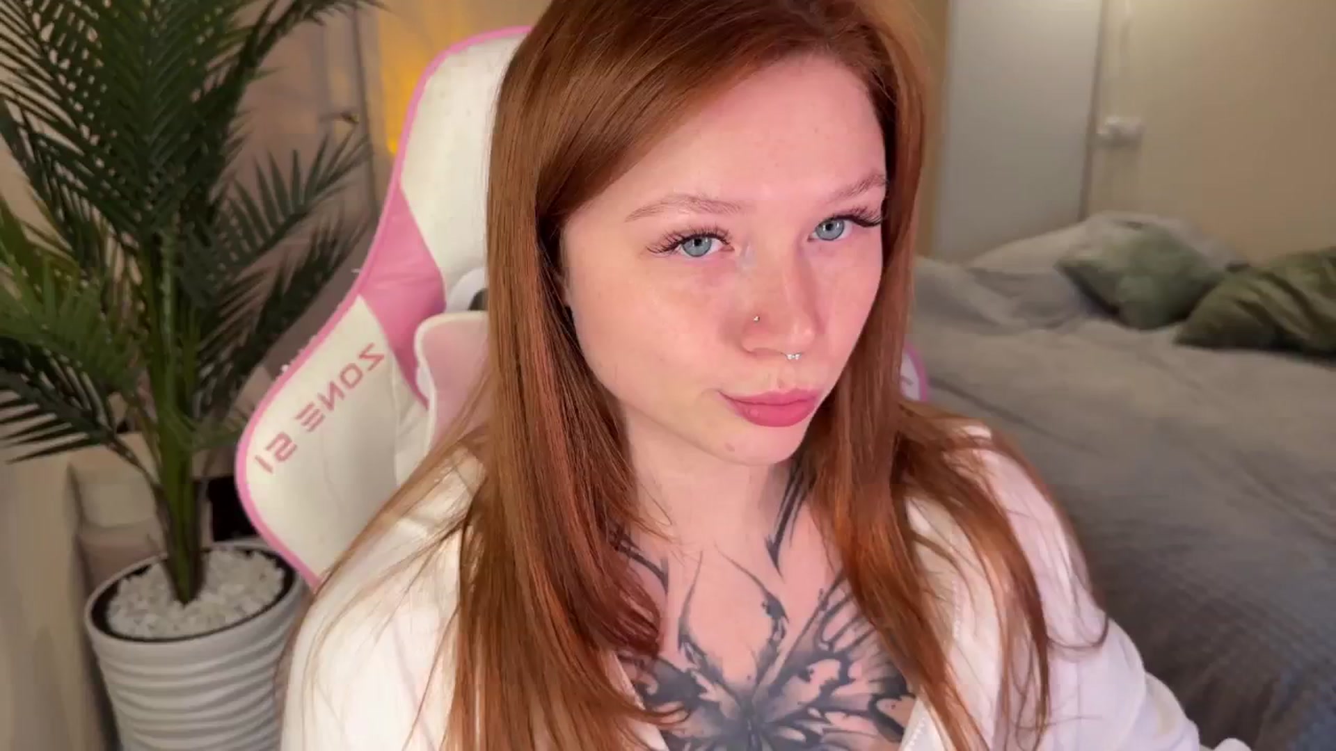 Gallery image thumbnail from euphoriadance's myfreecams stream on, 12/29/2025, 10:12 image 14 of 20