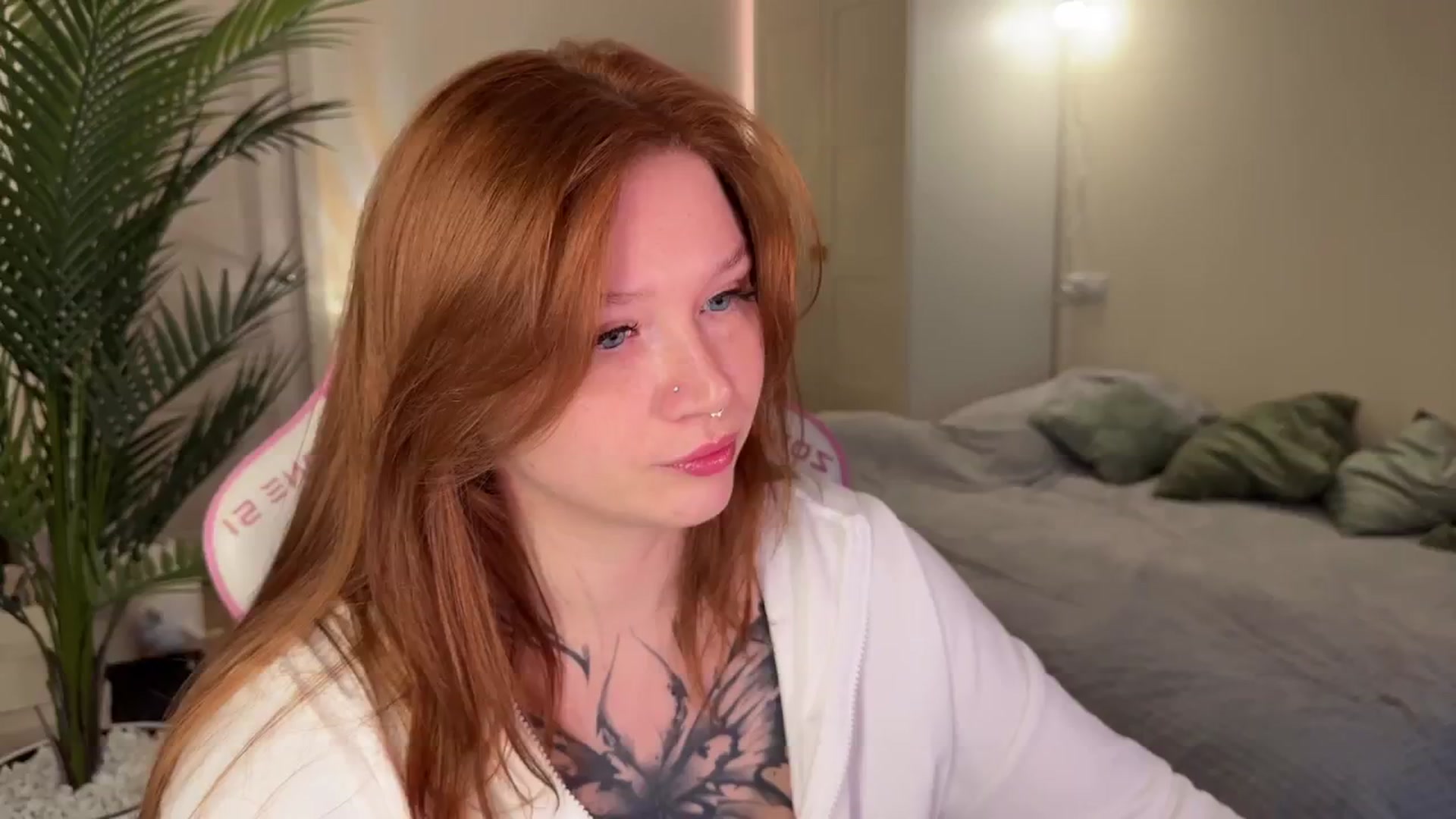 Gallery image thumbnail from euphoriadance's myfreecams stream on, 12/29/2025, 10:12 image 6 of 20