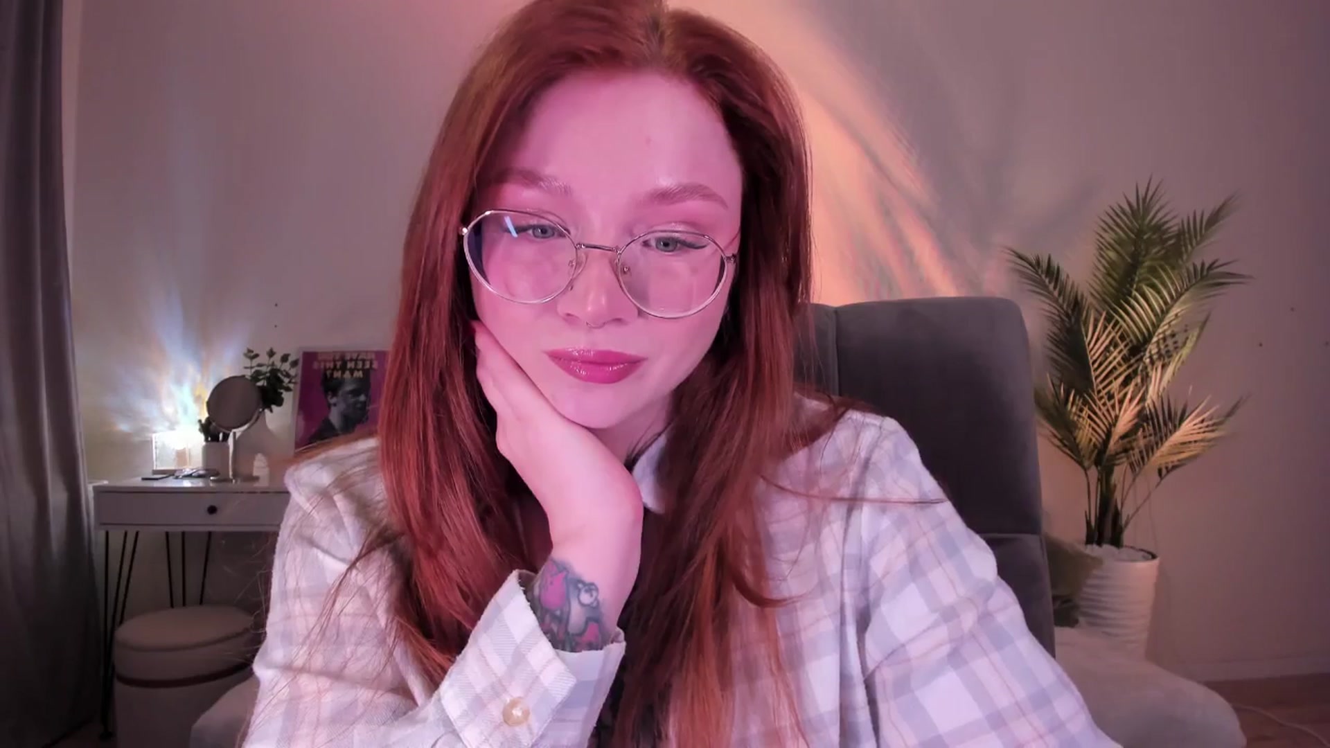 Gallery image thumbnail from euphoriadance's myfreecams stream on, 01/27/2026, 07:32 image 3 of 20