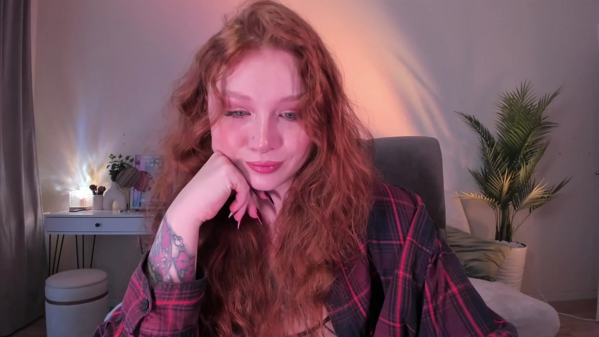 Gallery image thumbnail from euphoriadance's myfreecams stream on, 02/03/2026, 07:14 image 19 of 20