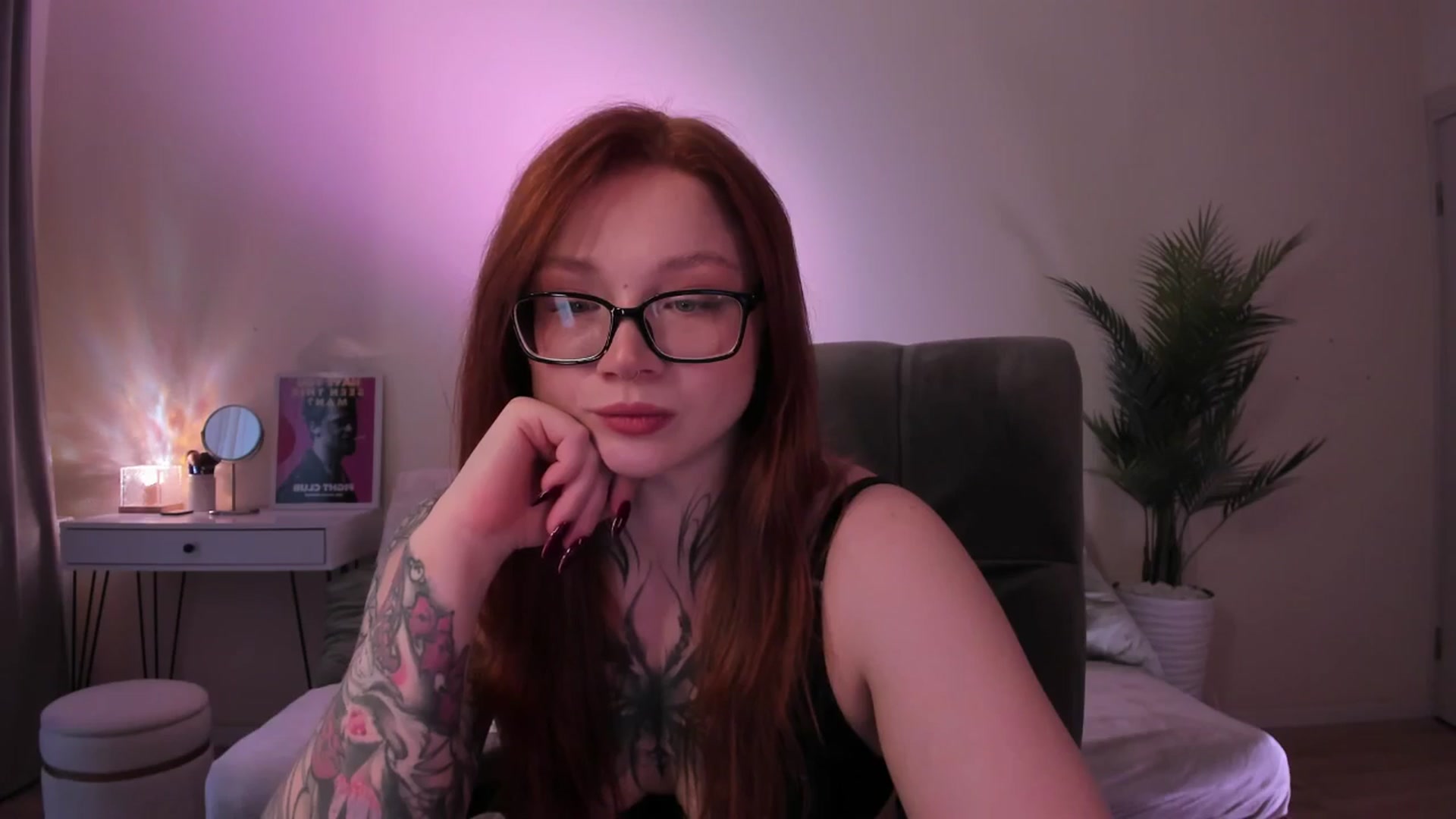 Gallery image thumbnail from euphoriadance's myfreecams stream on, 02/12/2026, 07:05 image 12 of 20