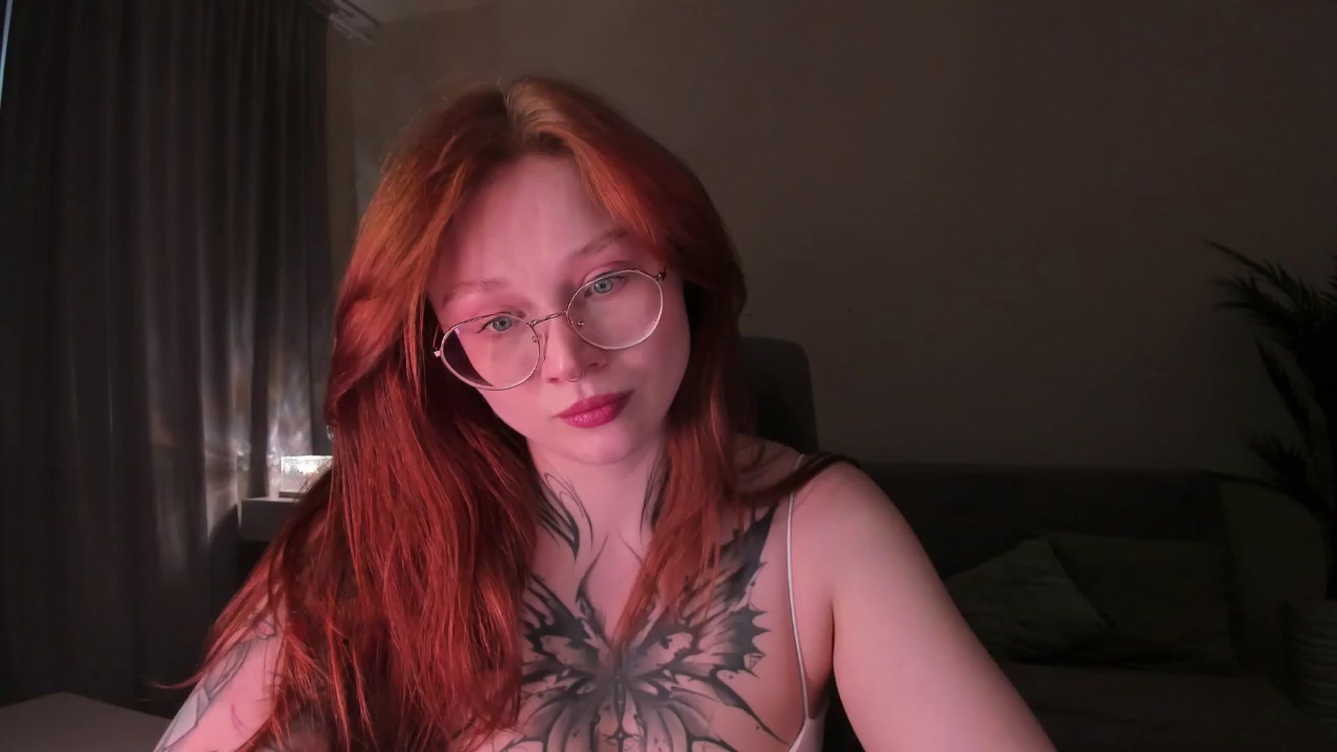 Gallery image thumbnail from euphoriadance's myfreecams stream on, 03/25/2026, 07:09 image 12 of 20