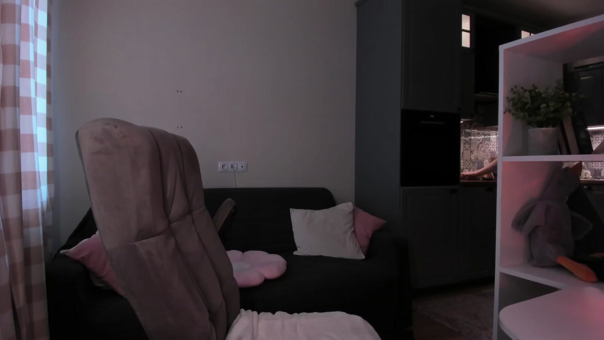 Gallery image thumbnail from euphoriadance's myfreecams stream on, 04/22/2026, 06:32 image 12 of 20