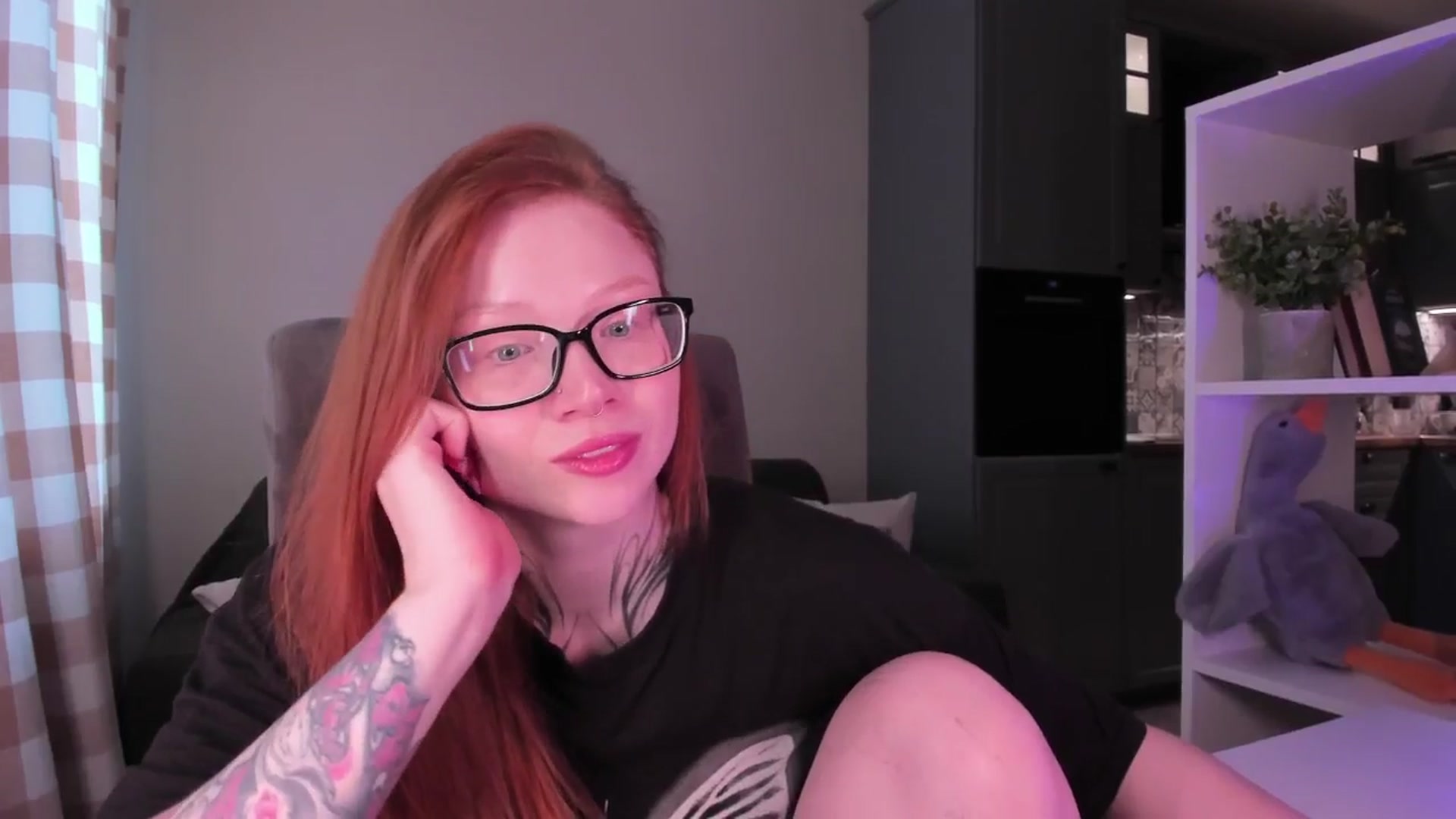 Gallery image thumbnail from euphoriadance's myfreecams stream on, 04/23/2026, 07:10 image 14 of 20