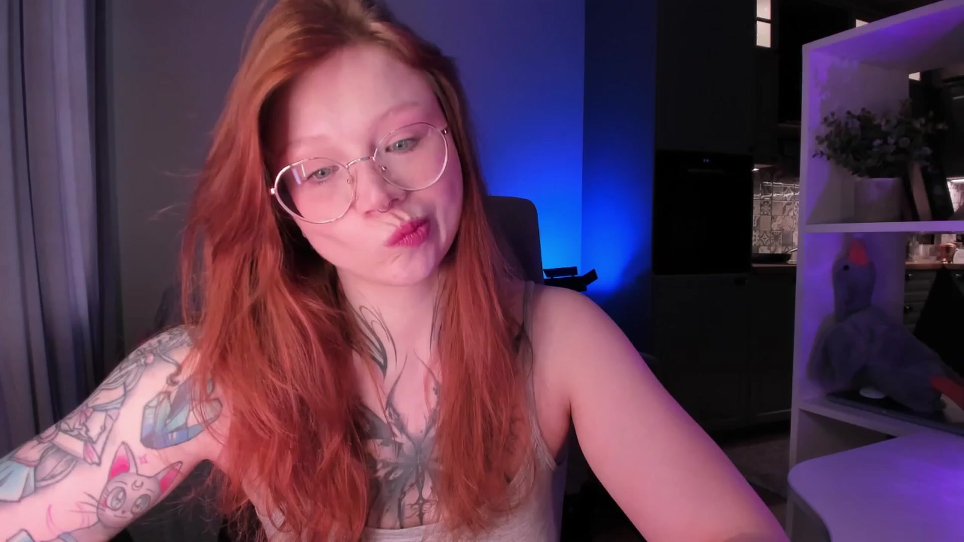 Gallery image thumbnail from euphoriadance's myfreecams stream on, 04/28/2026, 07:25 image 17 of 20