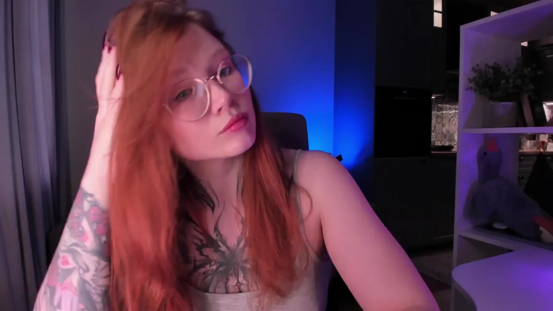Gallery image thumbnail from euphoriadance's myfreecams stream on, 04/28/2026, 07:25 image 15 of 20