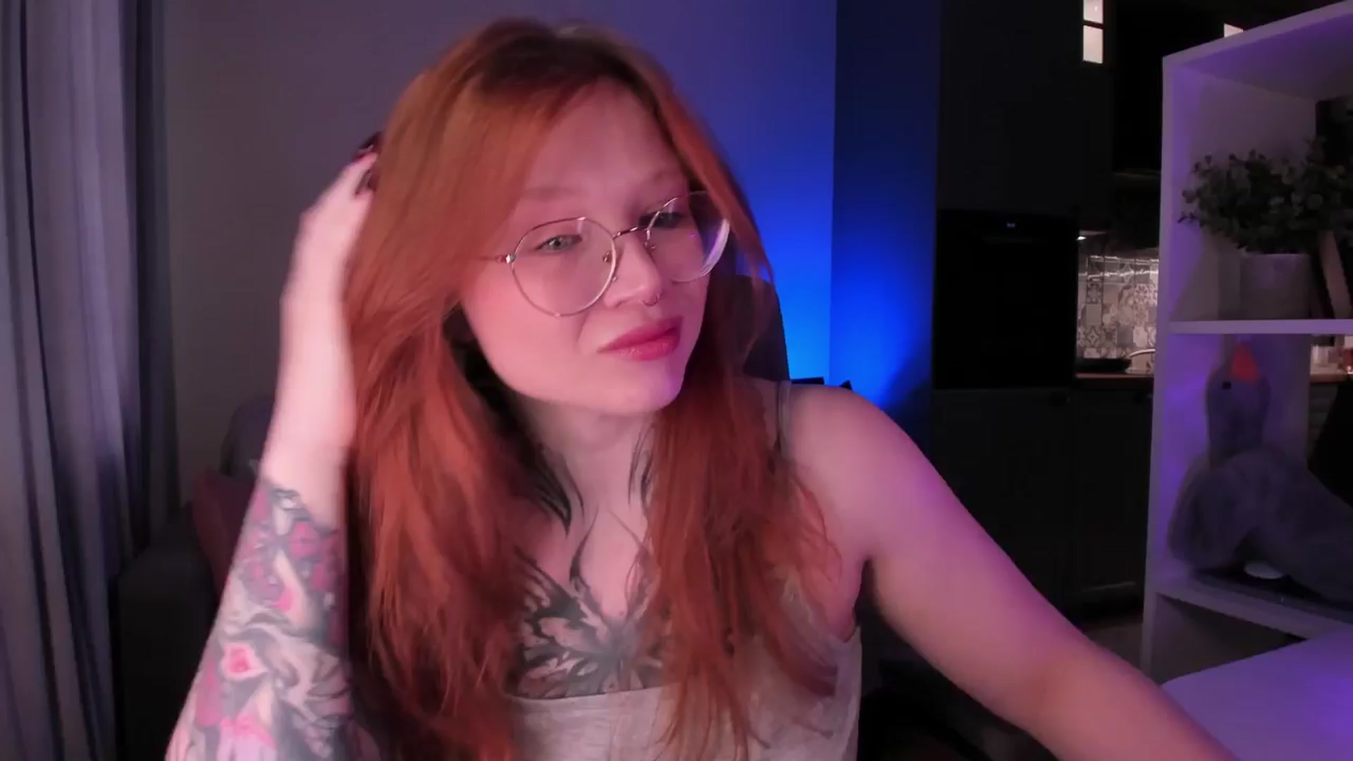 Gallery image thumbnail from euphoriadance's myfreecams stream on, 04/28/2026, 07:25 image 4 of 20