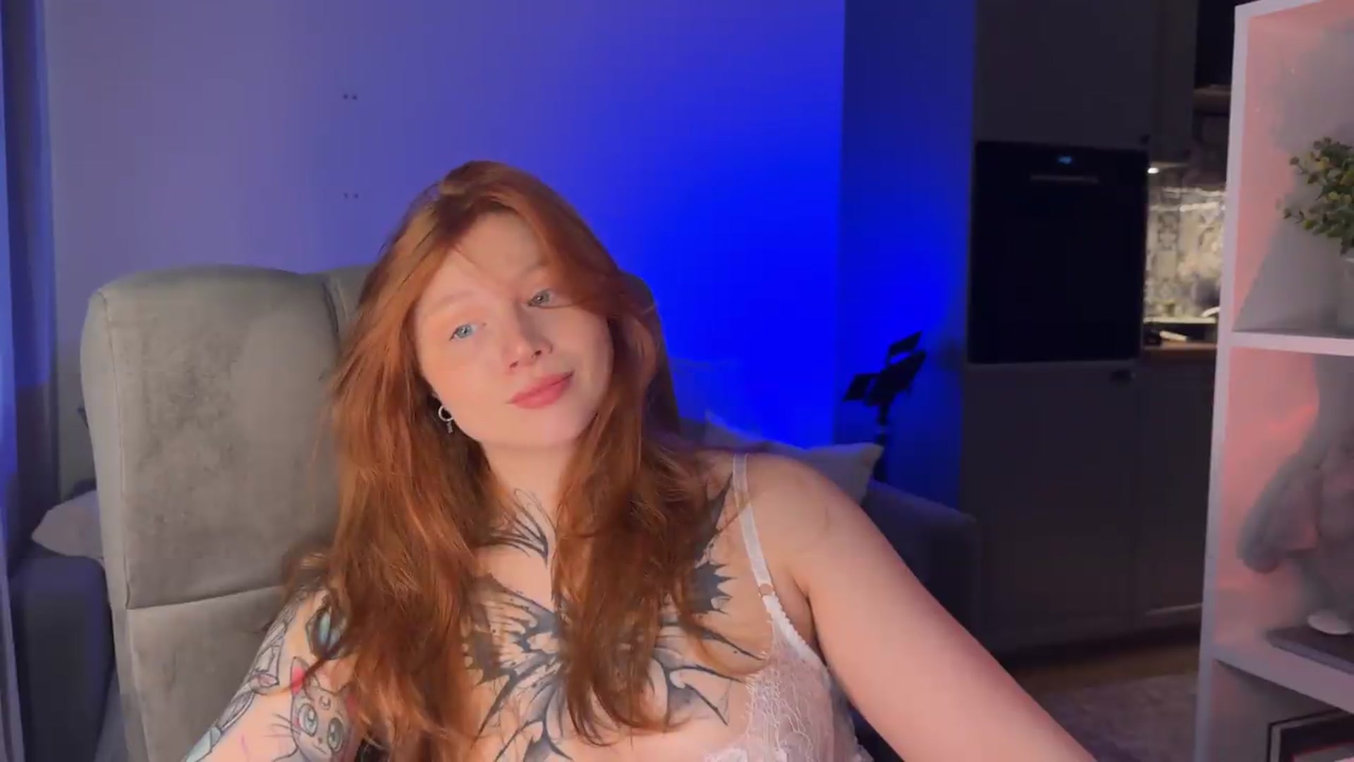 Gallery image thumbnail from euphoriadance's myfreecams stream on, 05/19/2026, 06:03 image 5 of 20