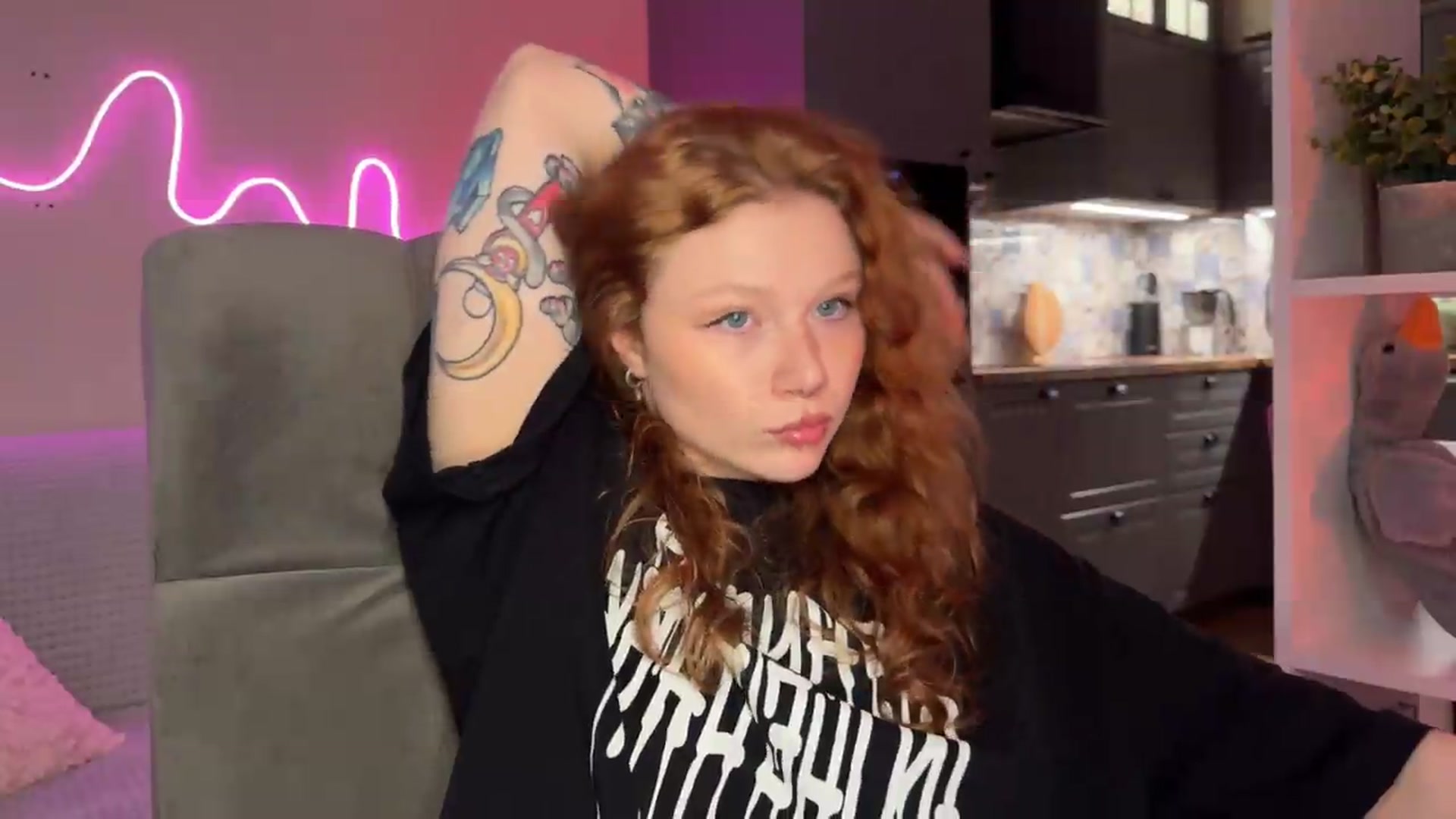 Gallery image thumbnail from euphoriadance's myfreecams stream on, 06/04/2026, 05:48 image 4 of 20