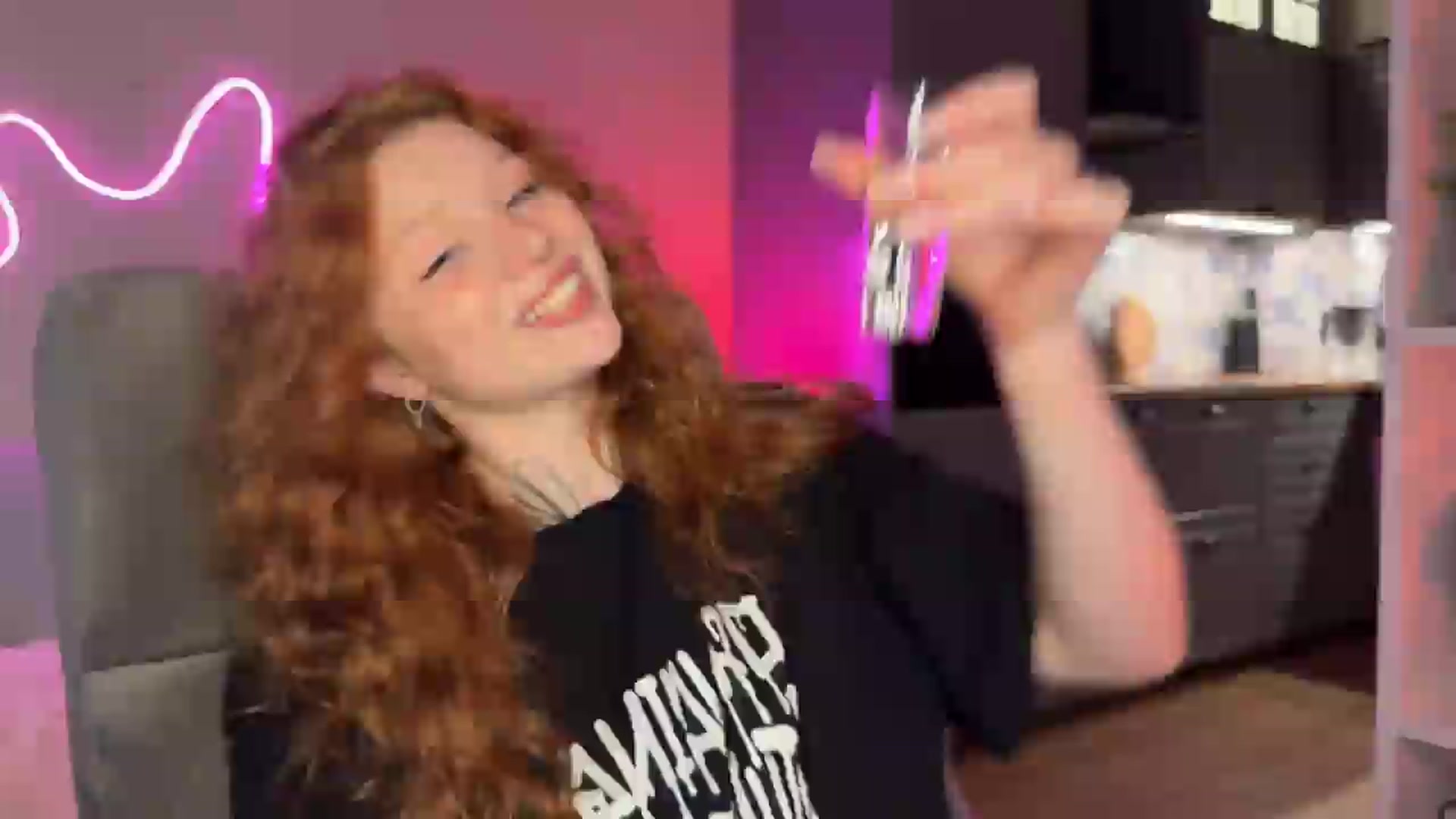 Gallery image thumbnail from euphoriadance's myfreecams stream on, 06/04/2026, 06:59 image 1 of 20