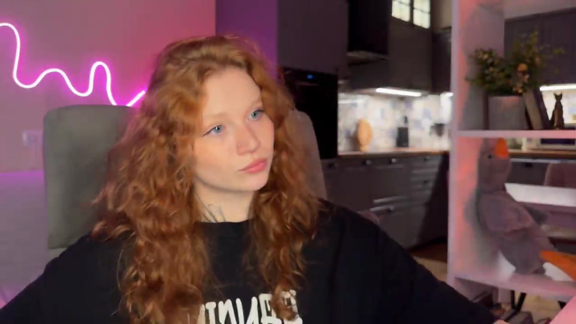 Gallery image thumbnail from euphoriadance's myfreecams stream on, 06/04/2026, 06:59 image 8 of 20