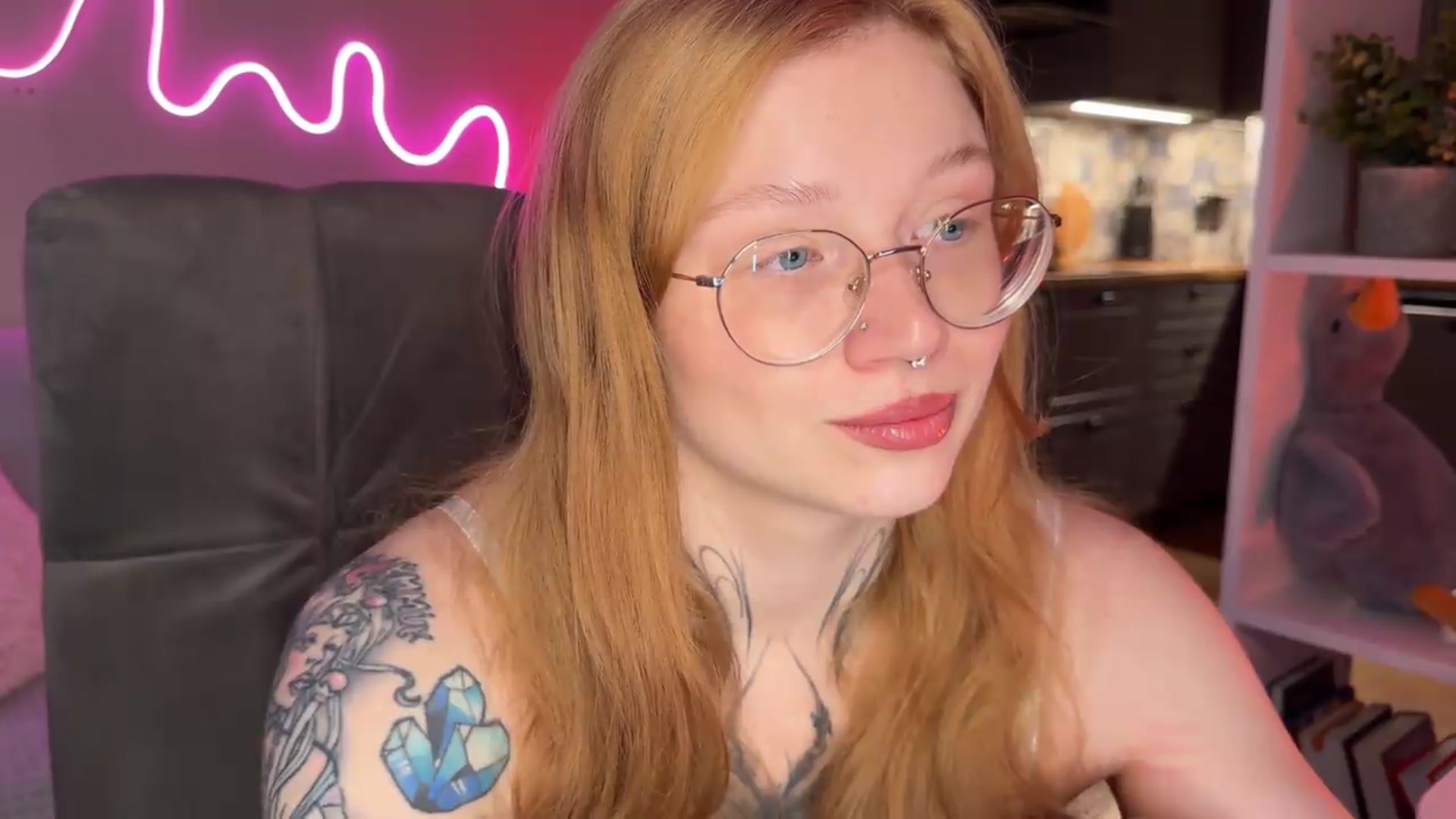 Gallery image thumbnail from euphoriadance's myfreecams stream on, 06/10/2026, 06:59 image 17 of 20