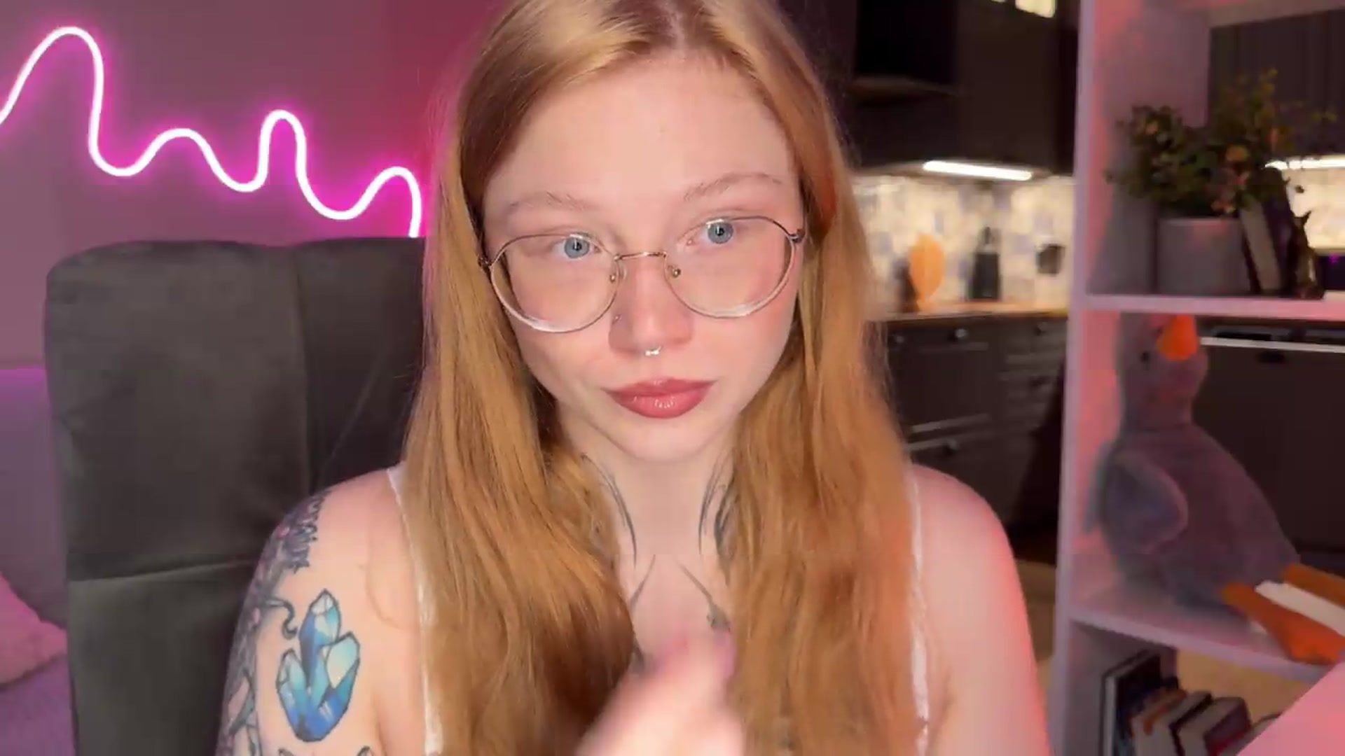Gallery image thumbnail from euphoriadance's myfreecams stream on, 06/10/2026, 06:59 image 8 of 20