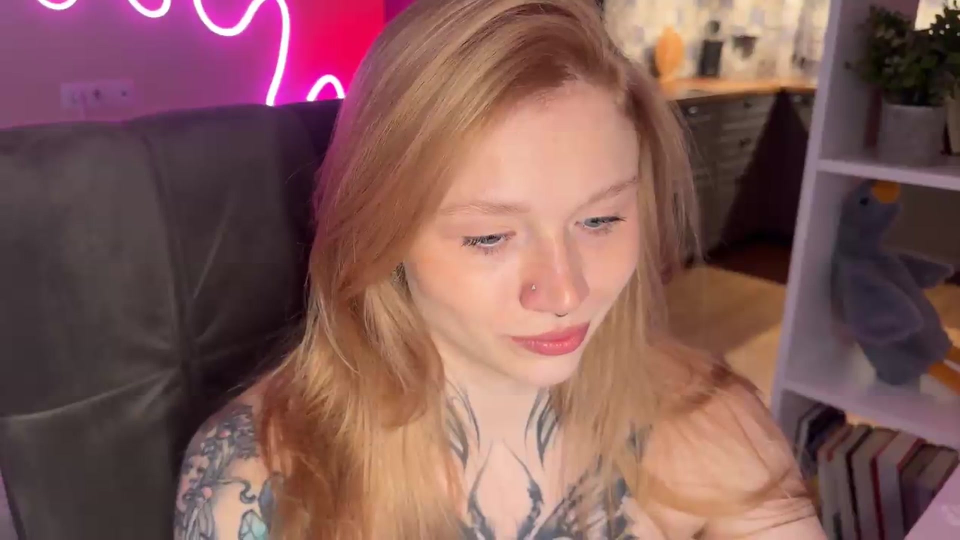 Gallery image thumbnail from euphoriadance's myfreecams stream on, 06/11/2026, 07:30 image 11 of 20