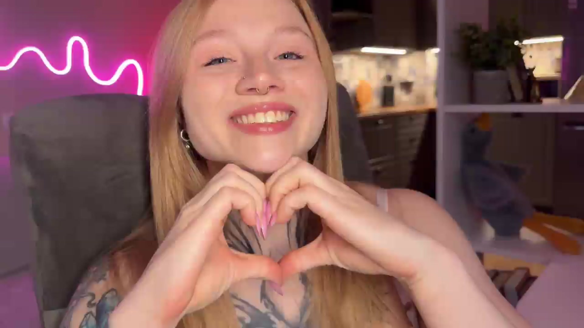 Gallery image thumbnail from euphoriadance's myfreecams stream on, 06/11/2026, 07:30 image 1 of 20