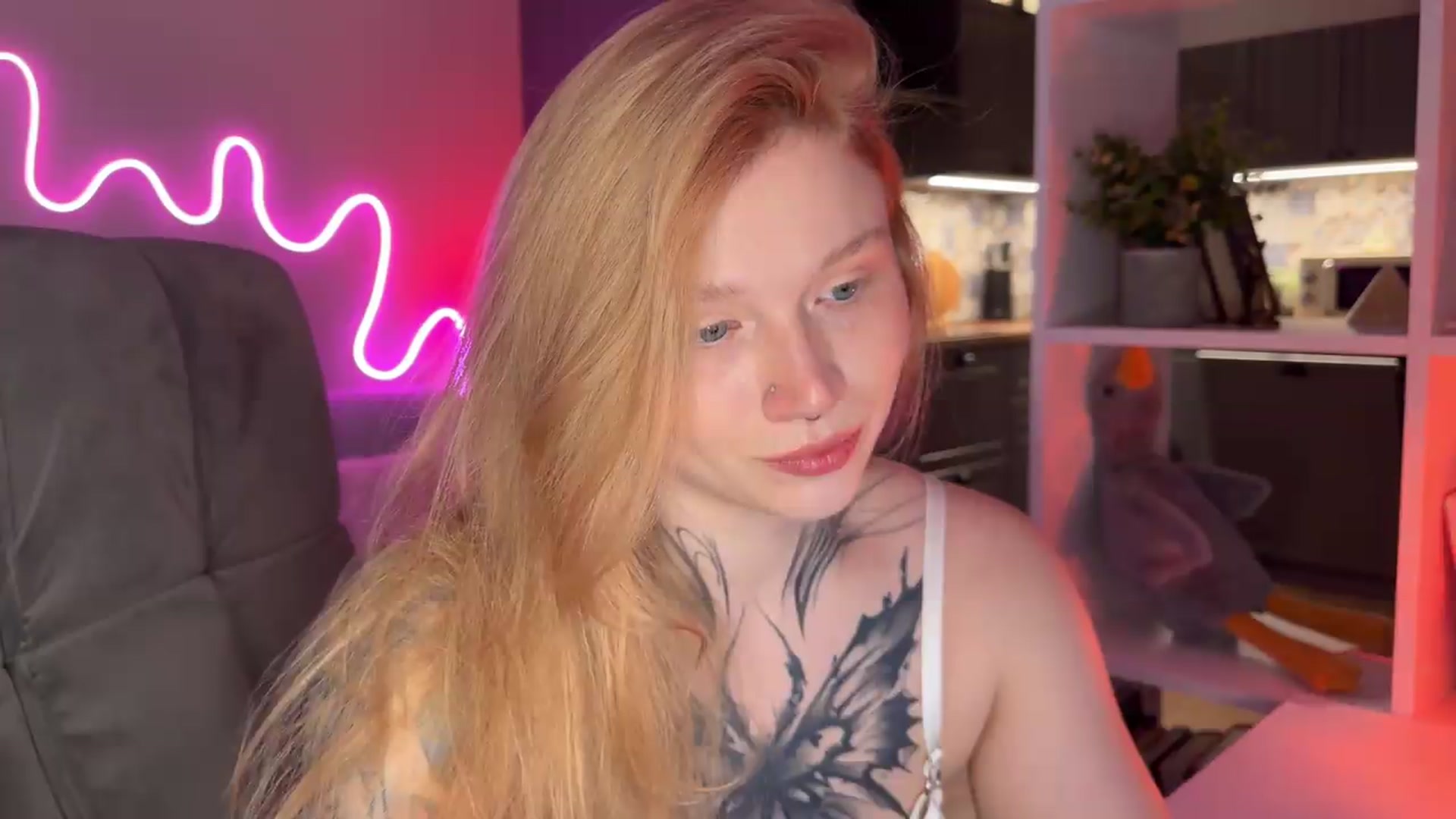 Gallery image thumbnail from euphoriadance's myfreecams stream on, 06/12/2026, 06:05 image 18 of 20