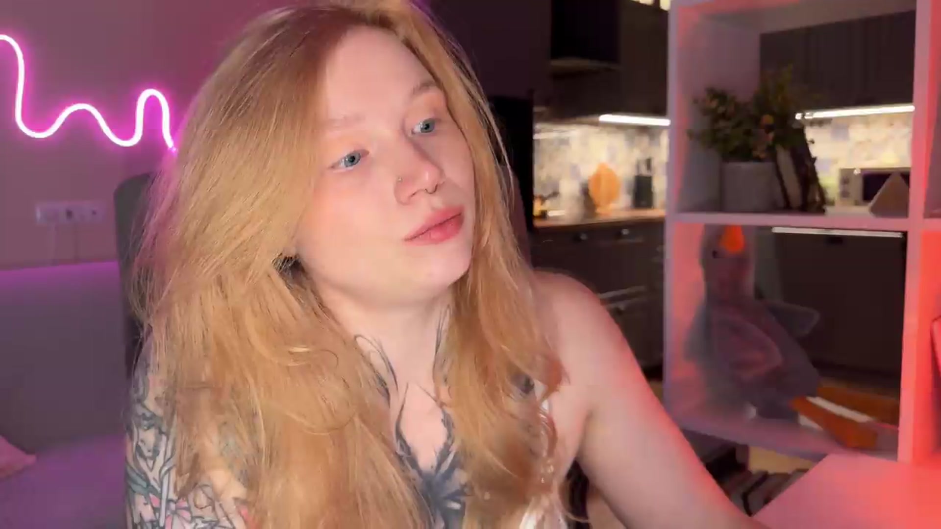 Gallery image thumbnail from euphoriadance's myfreecams stream on, 06/12/2026, 06:05 image 11 of 20