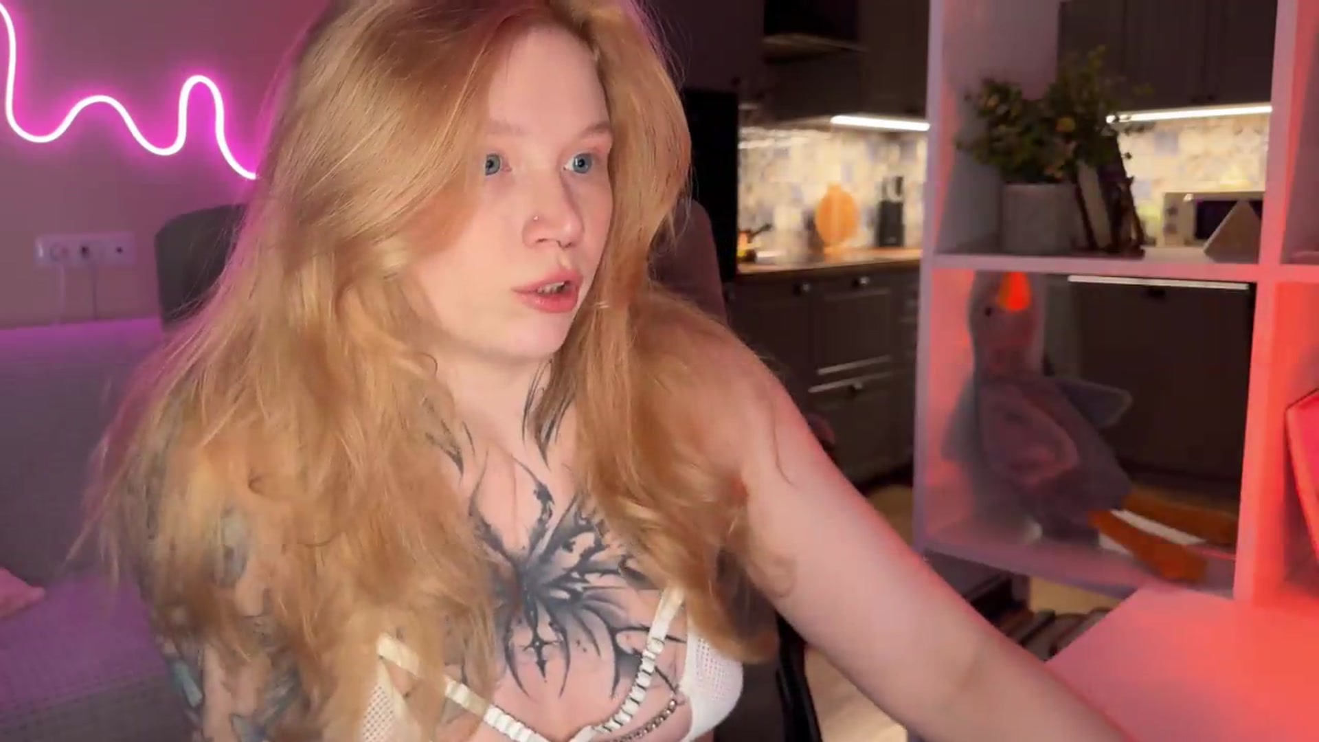 Gallery image thumbnail from euphoriadance's myfreecams stream on, 06/12/2026, 06:05 image 3 of 20