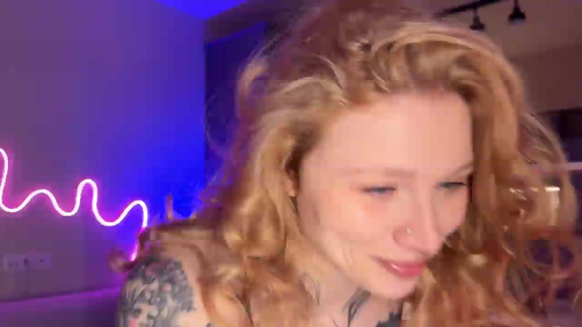Gallery image thumbnail from euphoriadance's myfreecams stream on, 06/13/2026, 06:31 image 11 of 20