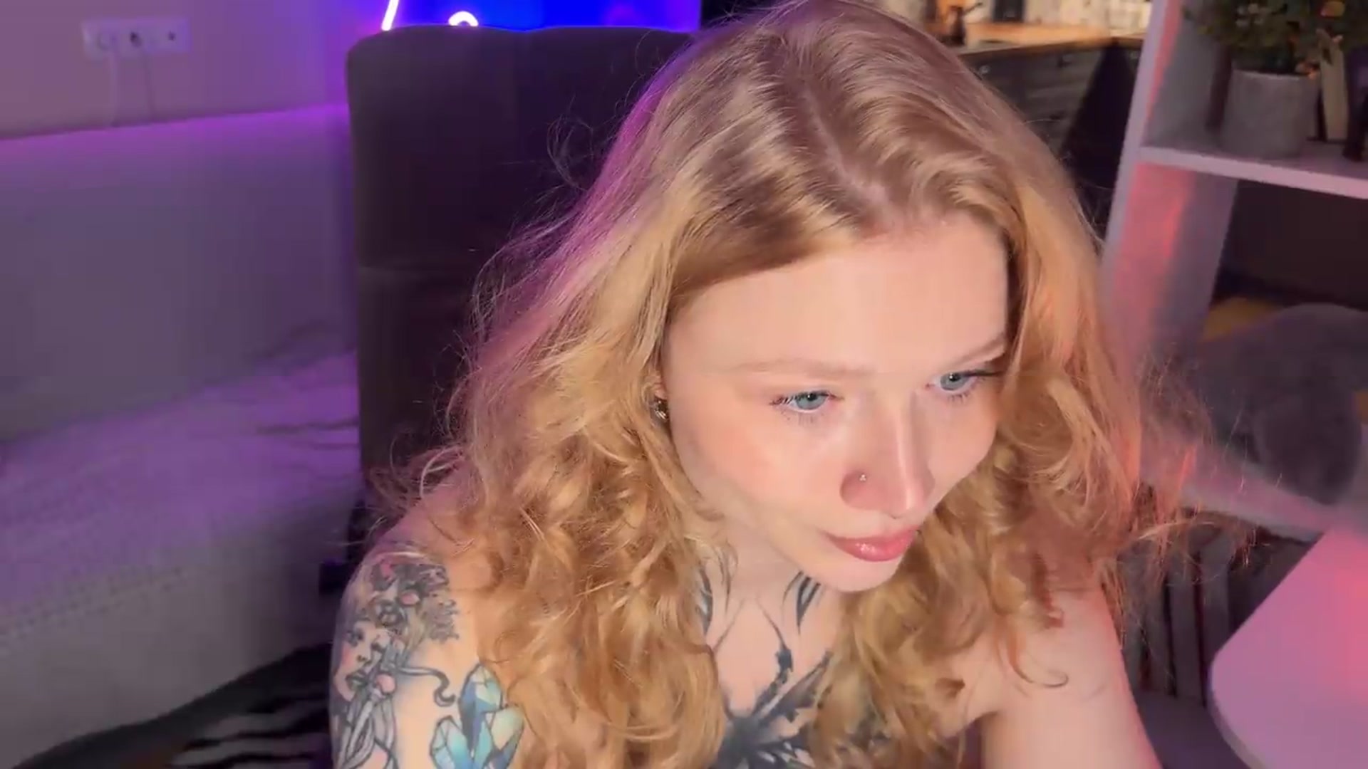 Gallery image thumbnail from euphoriadance's myfreecams stream on, 06/13/2026, 06:31 image 16 of 20