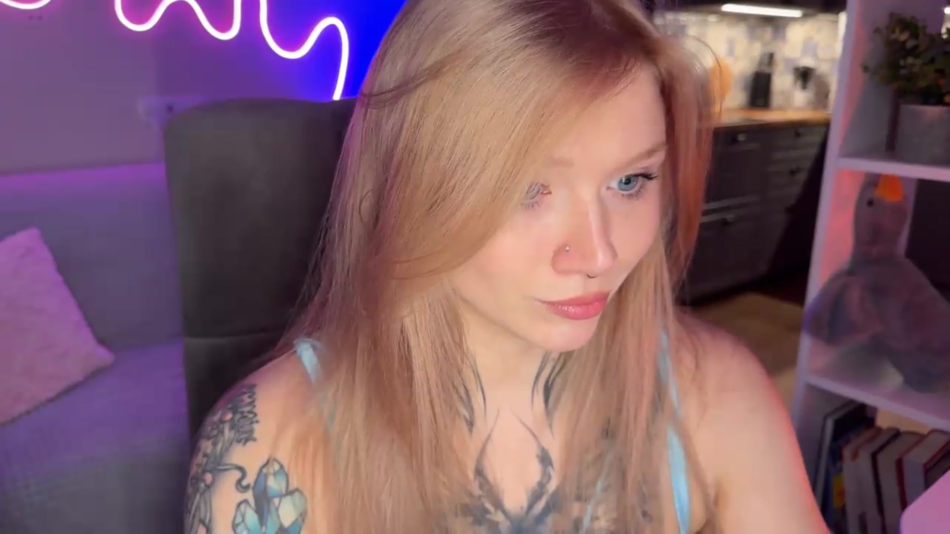 Gallery image thumbnail from euphoriadance's myfreecams stream on, 06/14/2026, 06:08 image 5 of 20