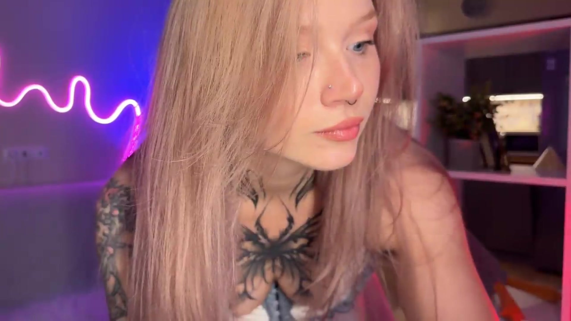 Gallery image thumbnail from euphoriadance's myfreecams stream on, 06/15/2026, 06:51 image 16 of 20
