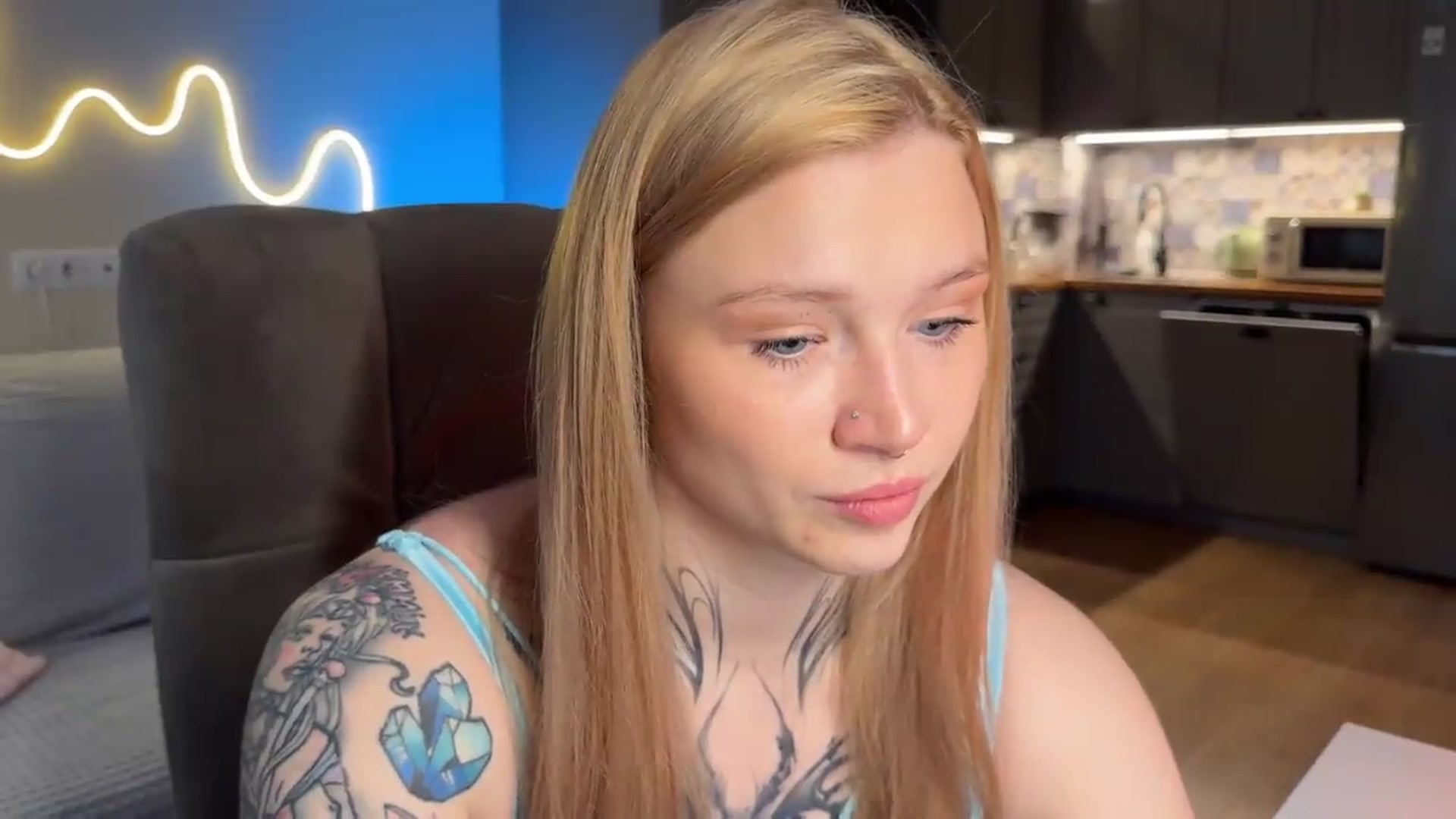 Gallery image thumbnail from euphoriadance's myfreecams stream on, 06/26/2026, 07:15 image 20 of 20