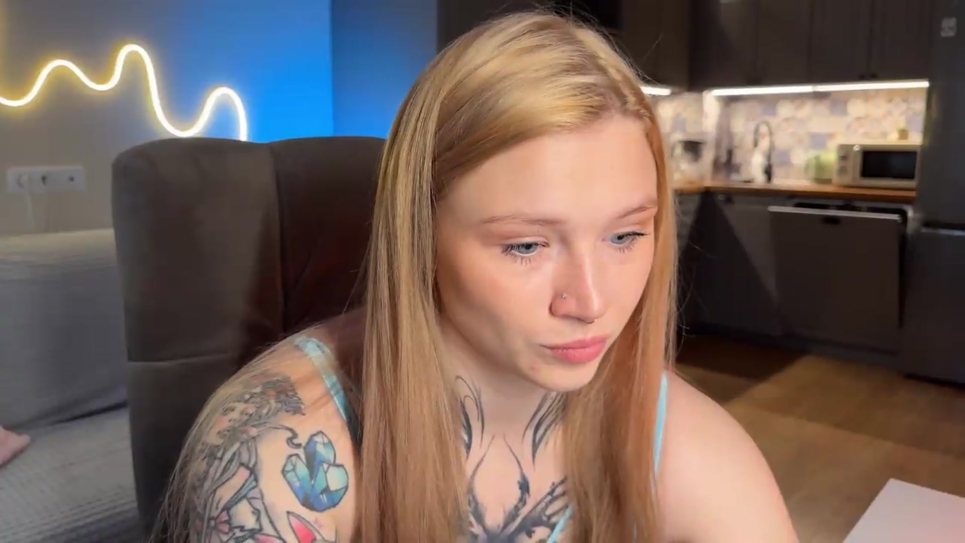 Gallery image thumbnail from euphoriadance's myfreecams stream on, 06/26/2026, 07:15 image 10 of 20