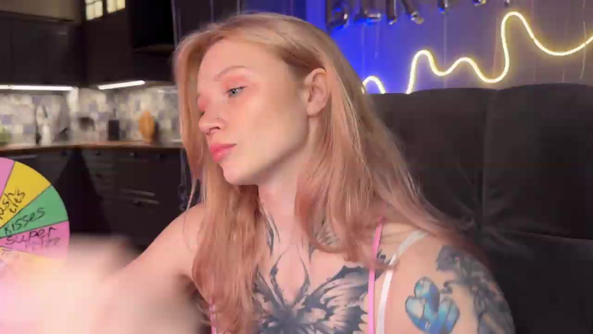 Gallery image thumbnail from euphoriadance's myfreecams stream on, 06/27/2026, 06:23 image 12 of 20
