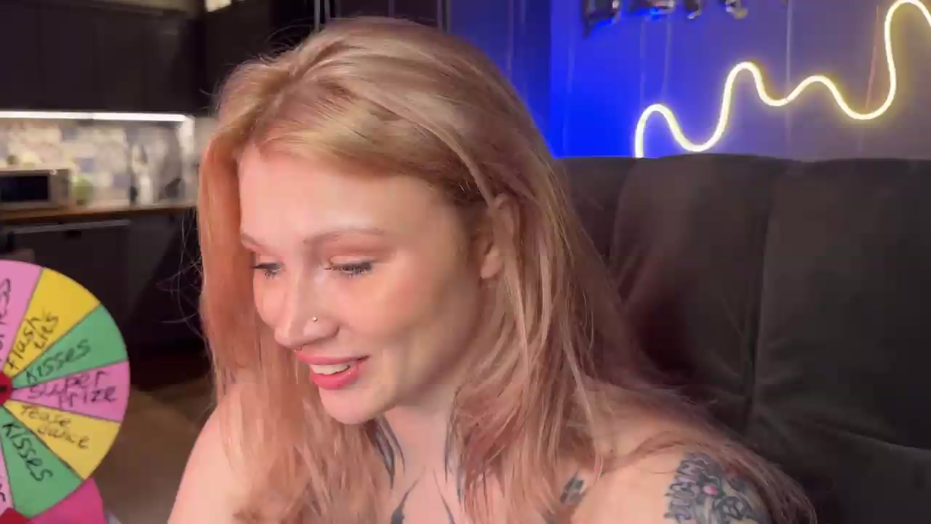 Gallery image thumbnail from euphoriadance's myfreecams stream on, 06/27/2026, 06:56 image 20 of 20