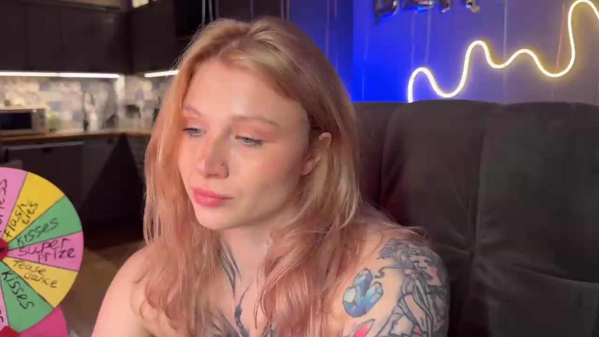 Gallery image thumbnail from euphoriadance's myfreecams stream on, 06/27/2026, 06:56 image 17 of 20