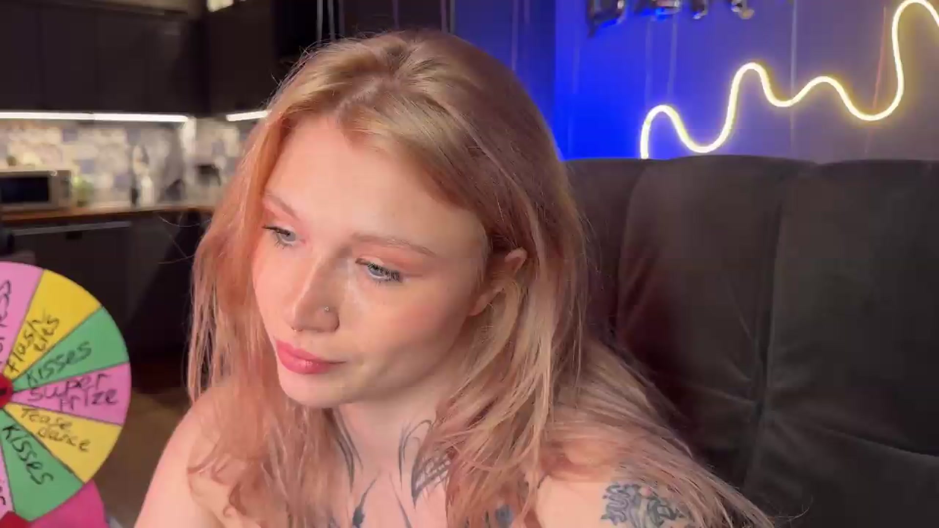 Gallery image thumbnail from euphoriadance's myfreecams stream on, 06/27/2026, 06:56 image 18 of 20