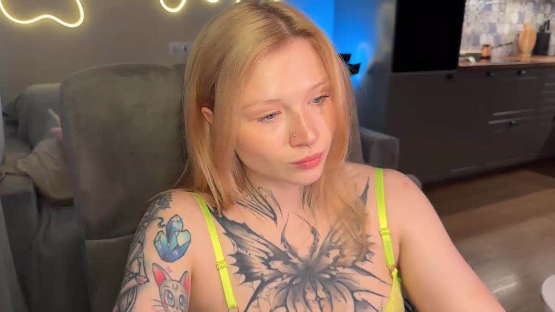 Gallery image thumbnail from euphoriadance's myfreecams stream on, 07/10/2026, 07:17 image 15 of 20