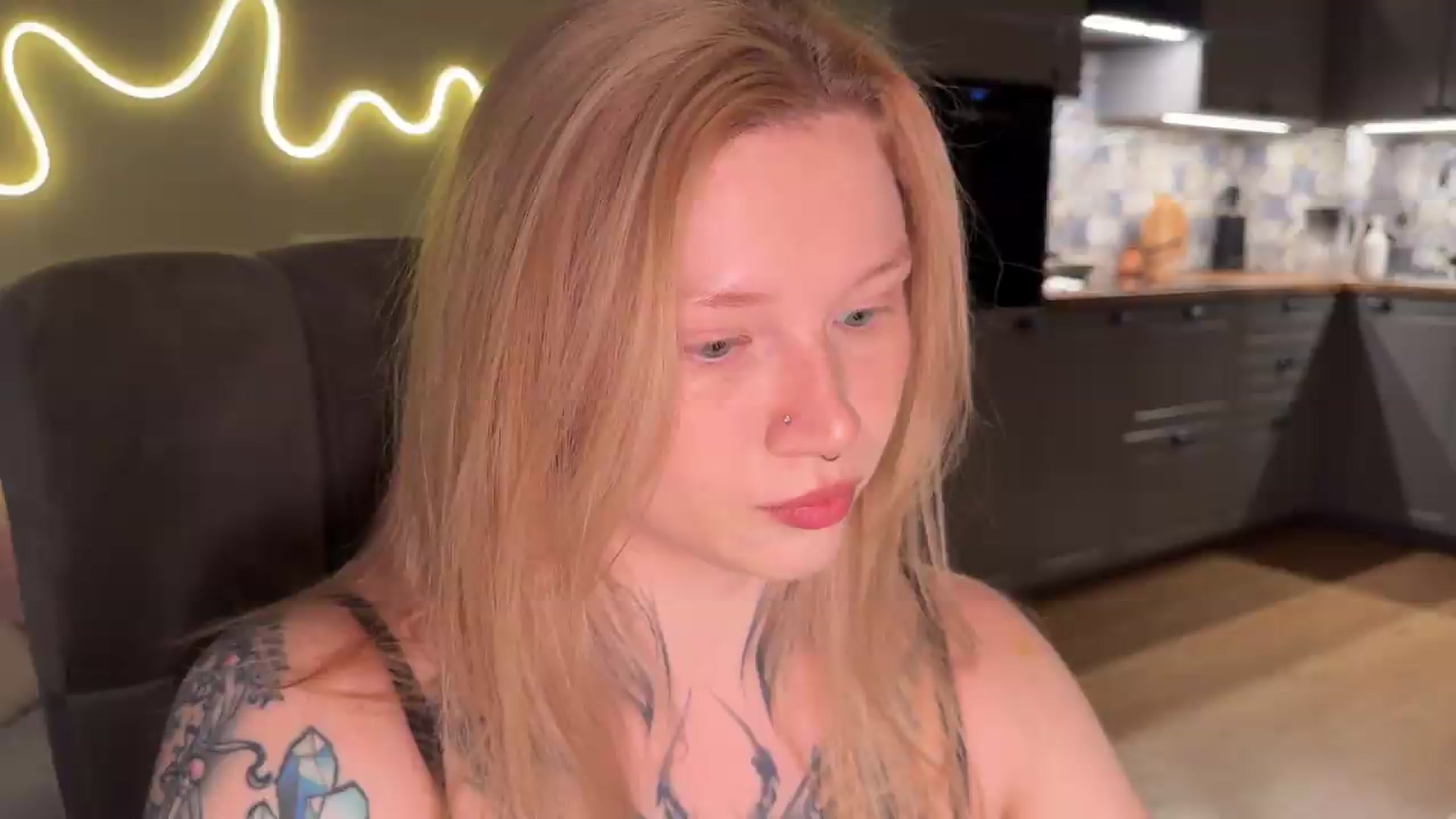 Gallery image thumbnail from euphoriadance's myfreecams stream on, 07/14/2026, 06:06 image 6 of 20