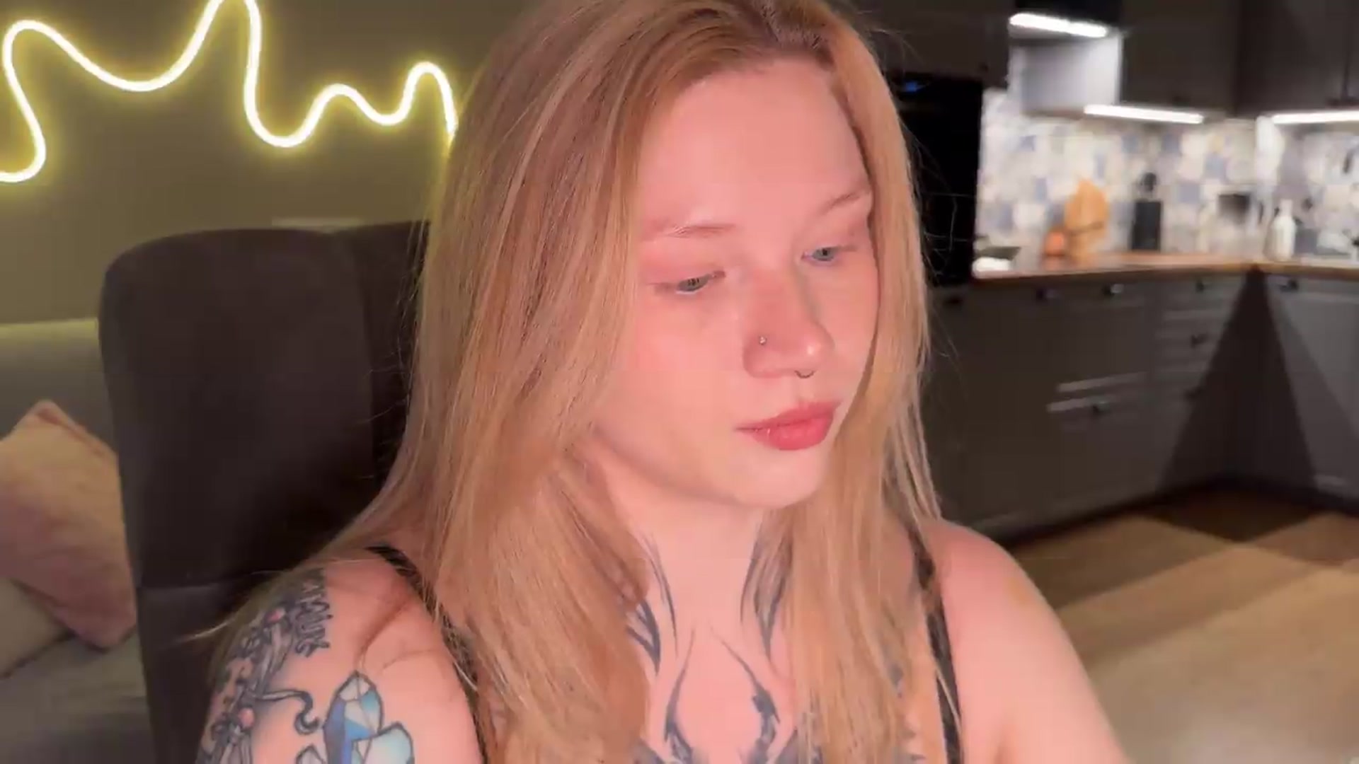 Gallery image thumbnail from euphoriadance's myfreecams stream on, 07/14/2026, 06:06 image 12 of 20