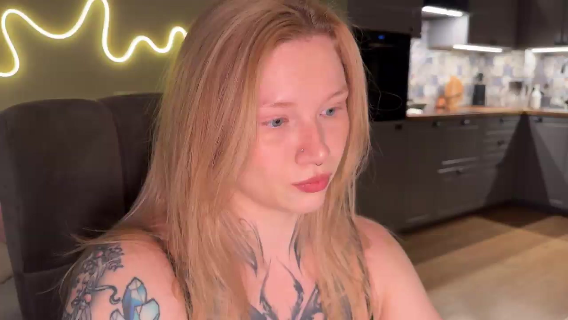 Gallery image thumbnail from euphoriadance's myfreecams stream on, 07/14/2026, 06:06 image 4 of 20
