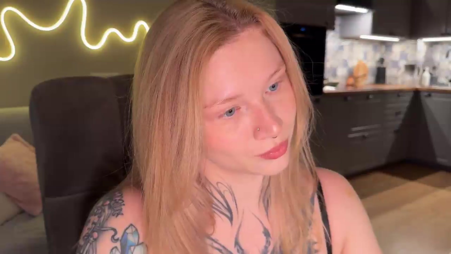Gallery image thumbnail from euphoriadance's myfreecams stream on, 07/14/2026, 06:06 image 15 of 20