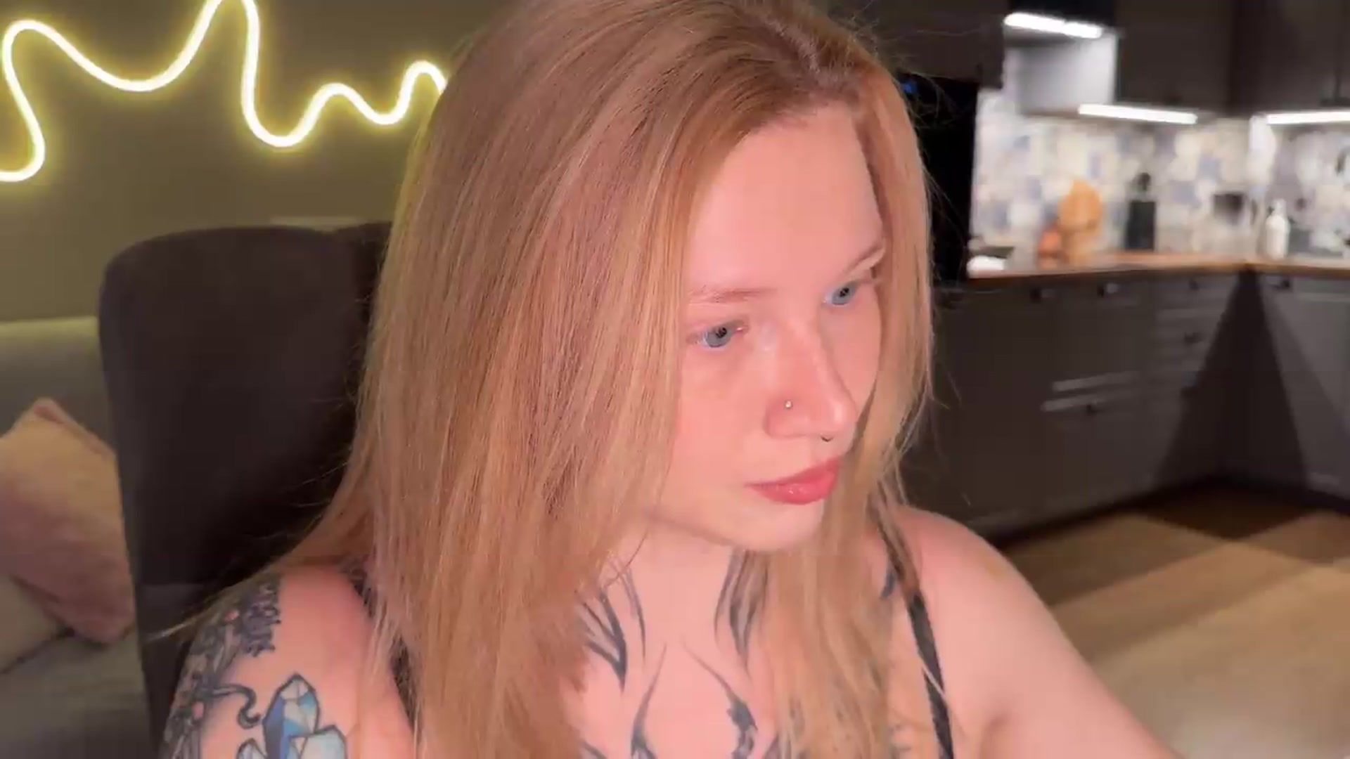 Gallery image thumbnail from euphoriadance's myfreecams stream on, 07/14/2026, 06:06 image 17 of 20